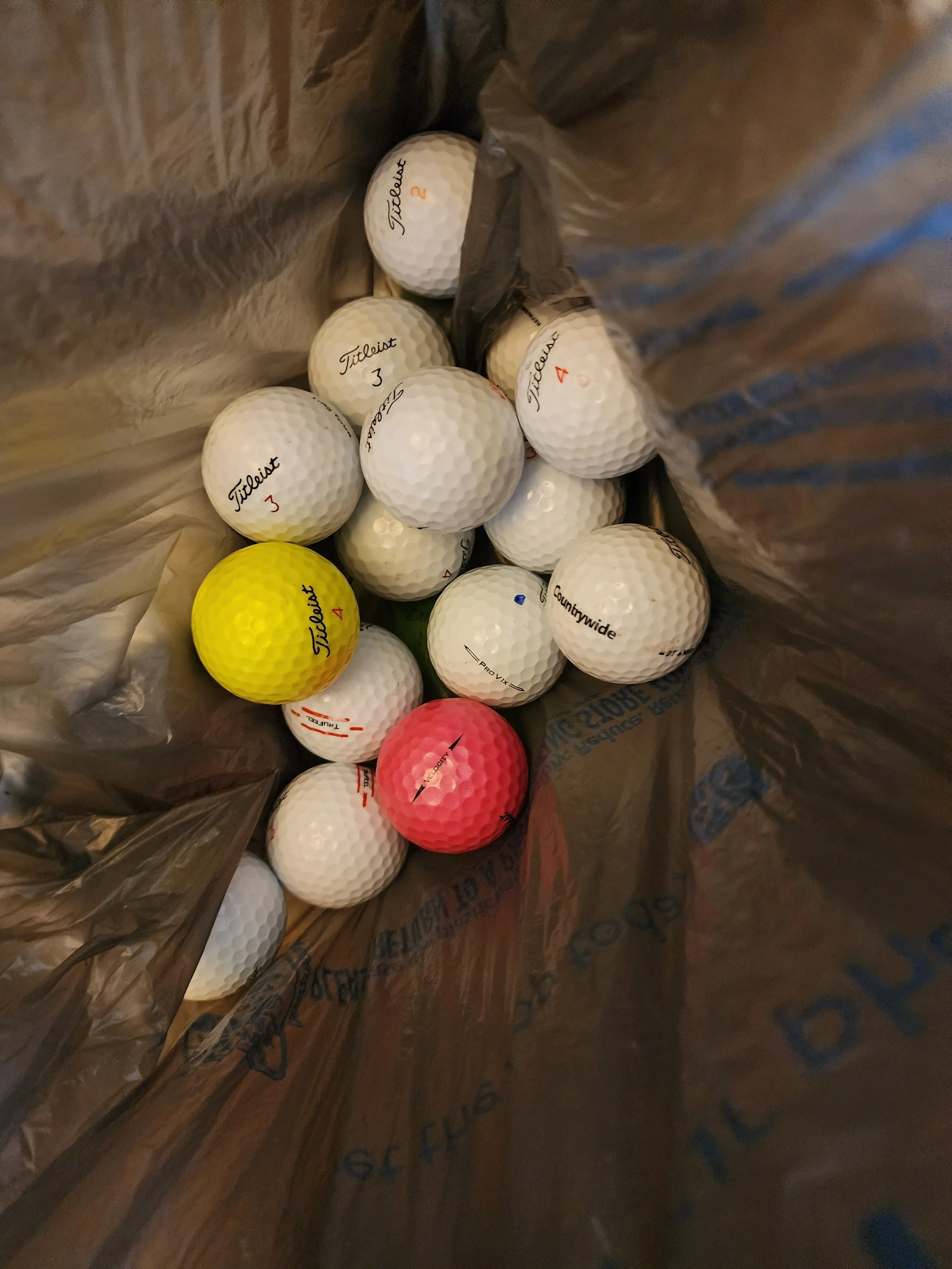 Product image for 15 titleist golf balls