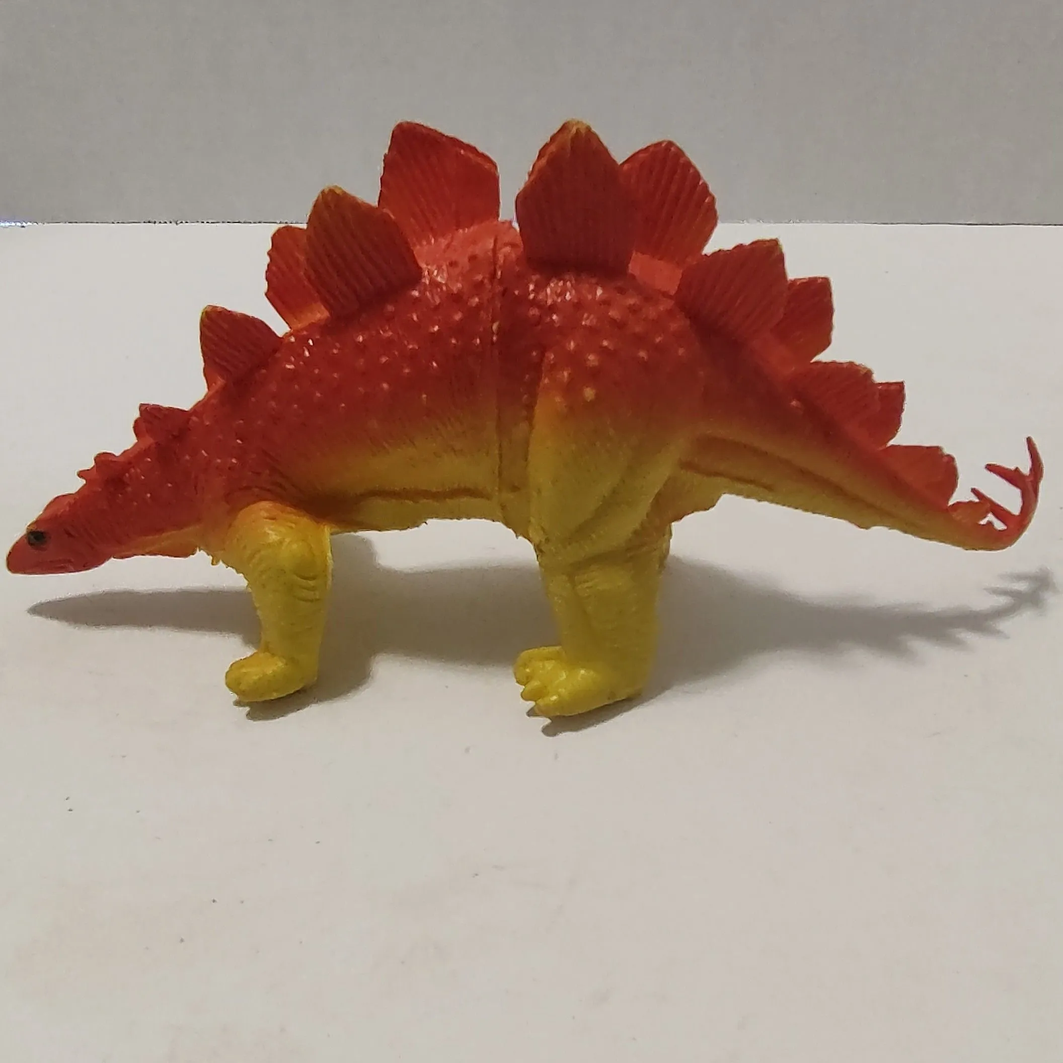 Product image for Vintage 1985 Imperial Dinosaur Stegosaurus Figure 10" PVC Toy (Q2)

This vintage Imperial Stegosauru