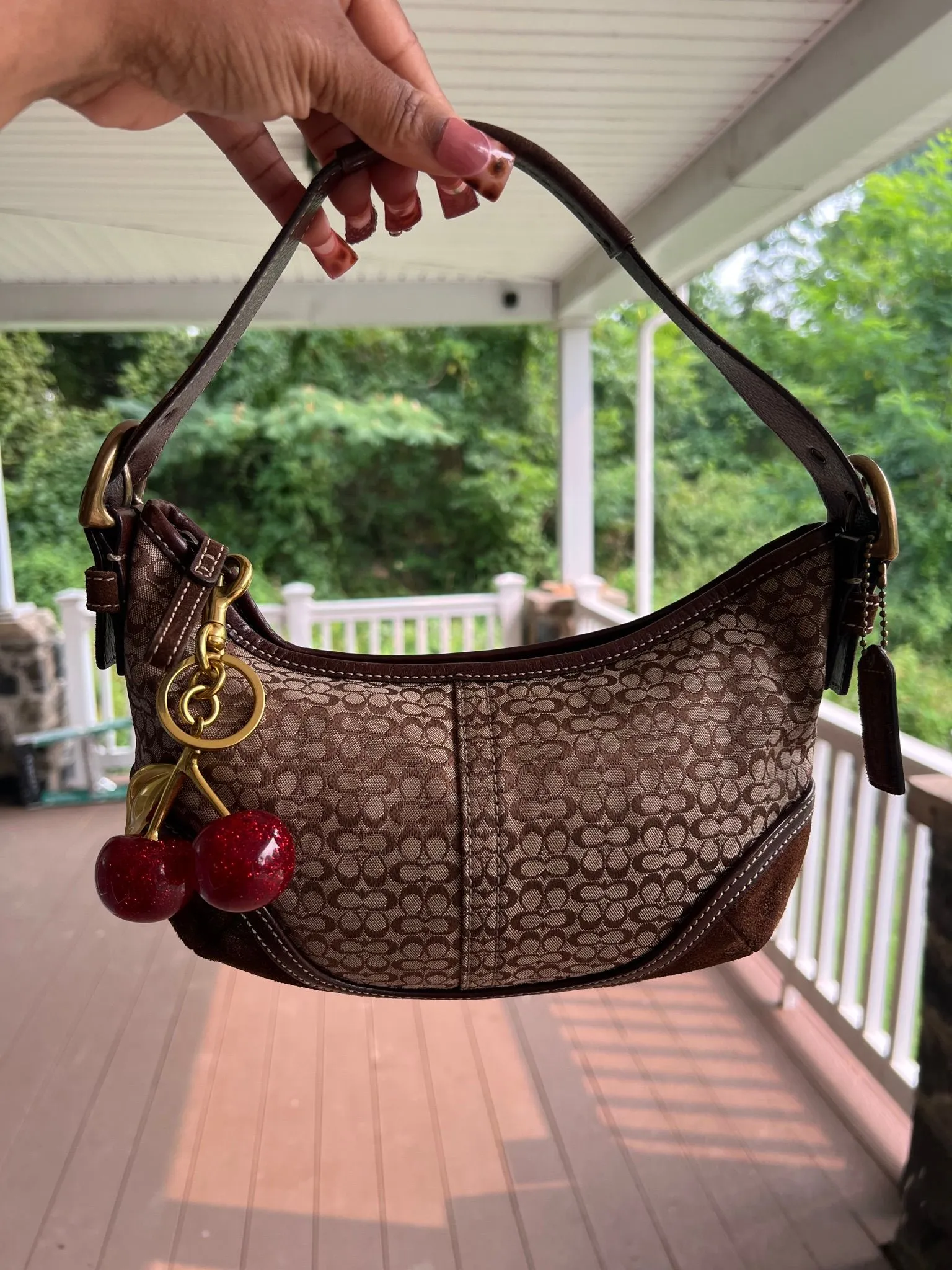 141ff21d-e111-4950-a01a-0b0e429abb0b