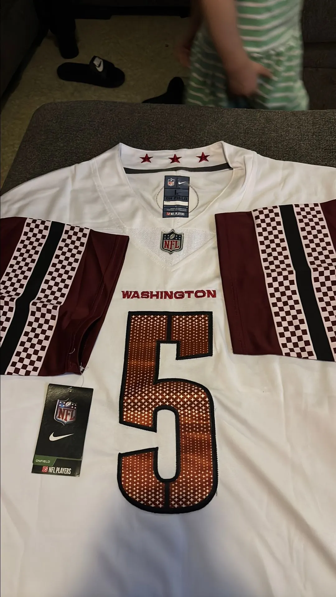 Product image for Jayden Daniels jersey size large