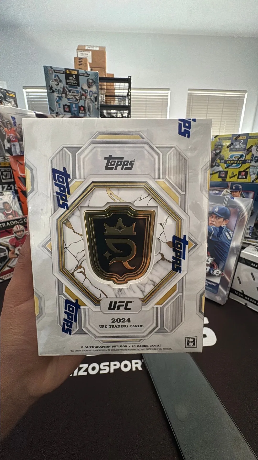 Product image for 2024 ufc royalty hobby