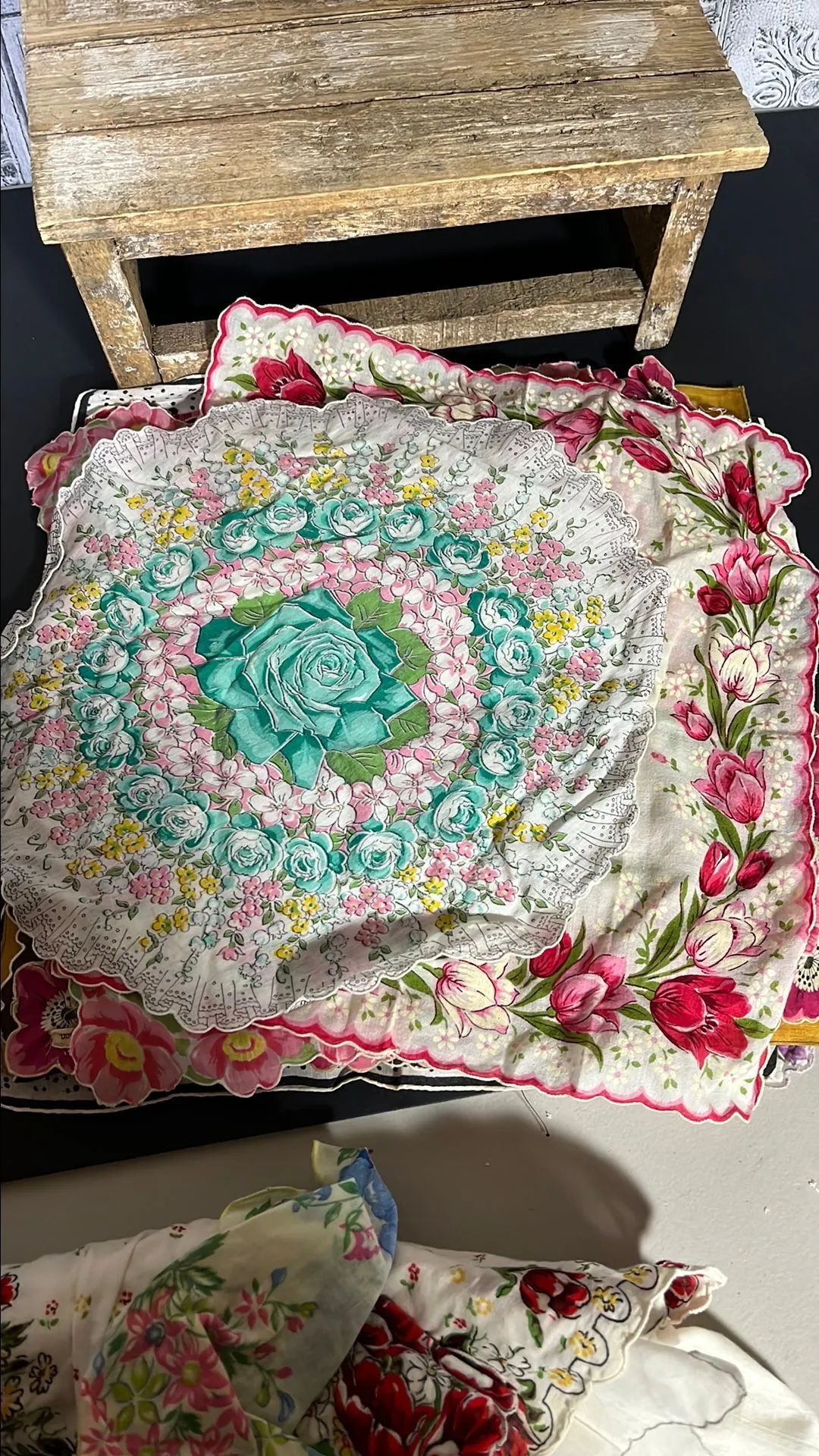 Product image for 021.) Vintage Hankies