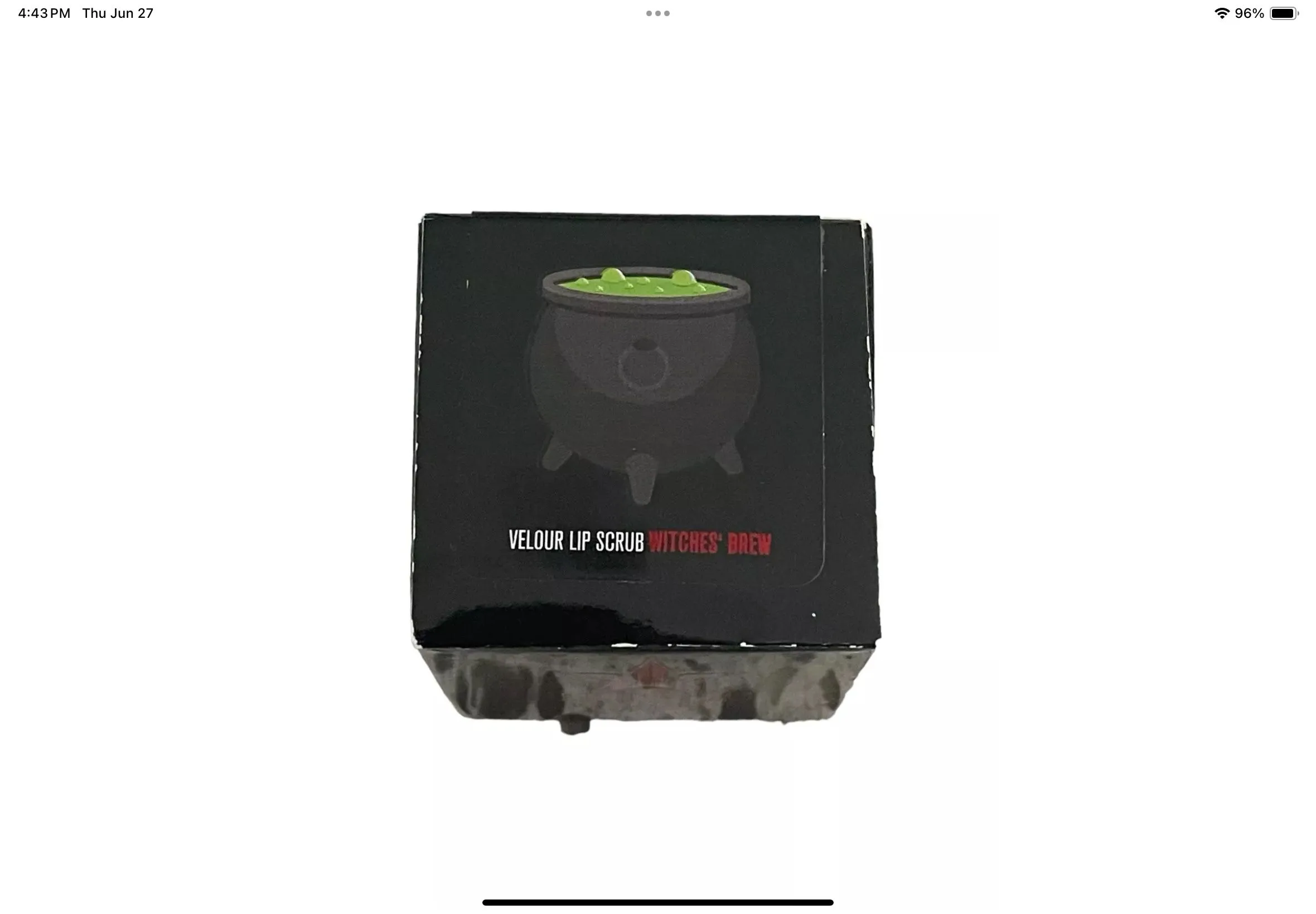 Listing Image Blurred Background