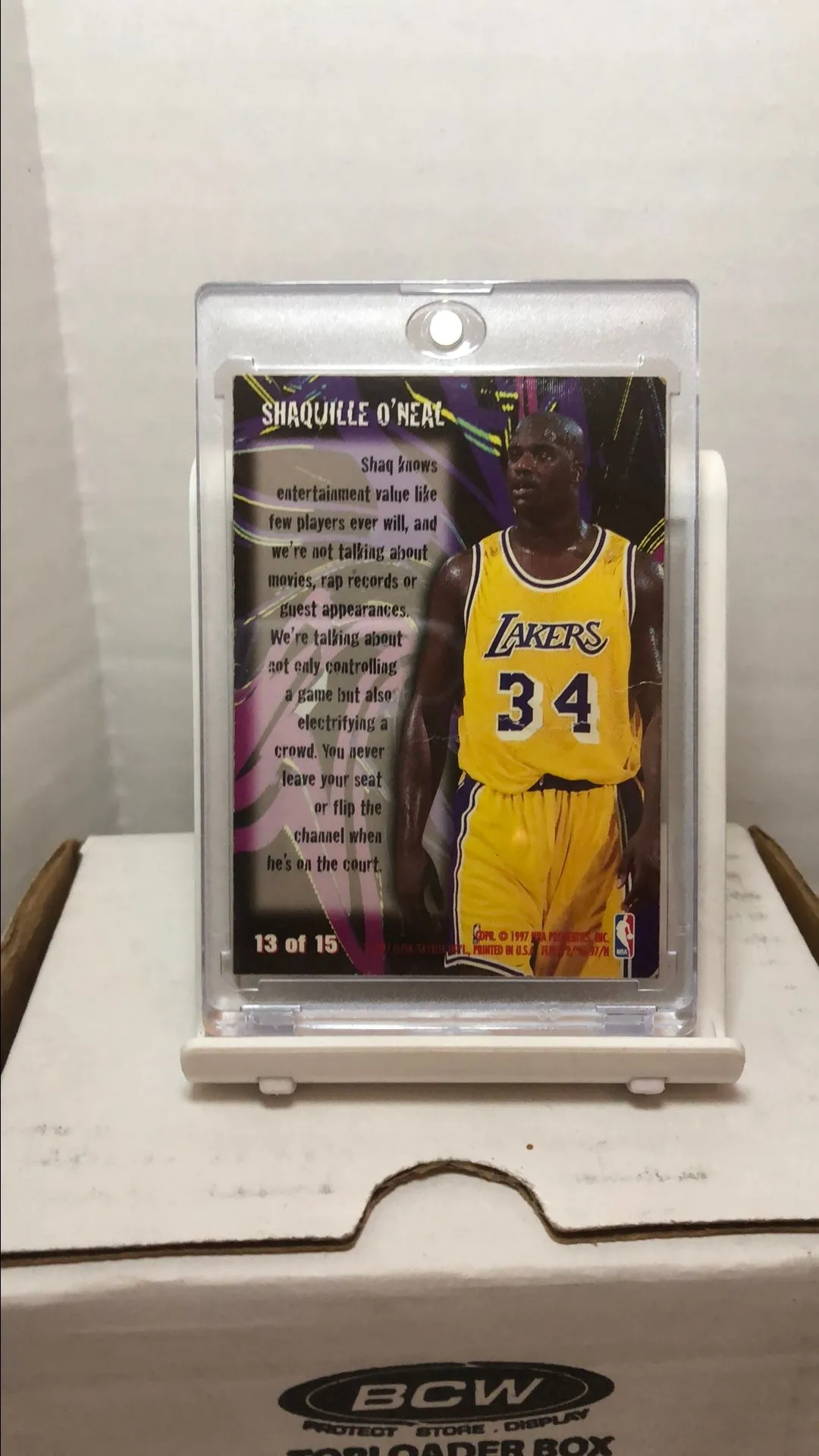 Listing Image Blurred Background