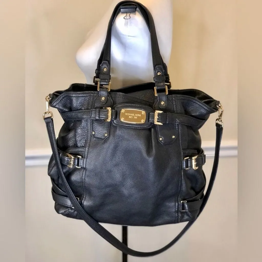 Product image for MICHAEL KORS Gansevoort Black Tumbled Leather Shoulder Bag Crossbody Totei