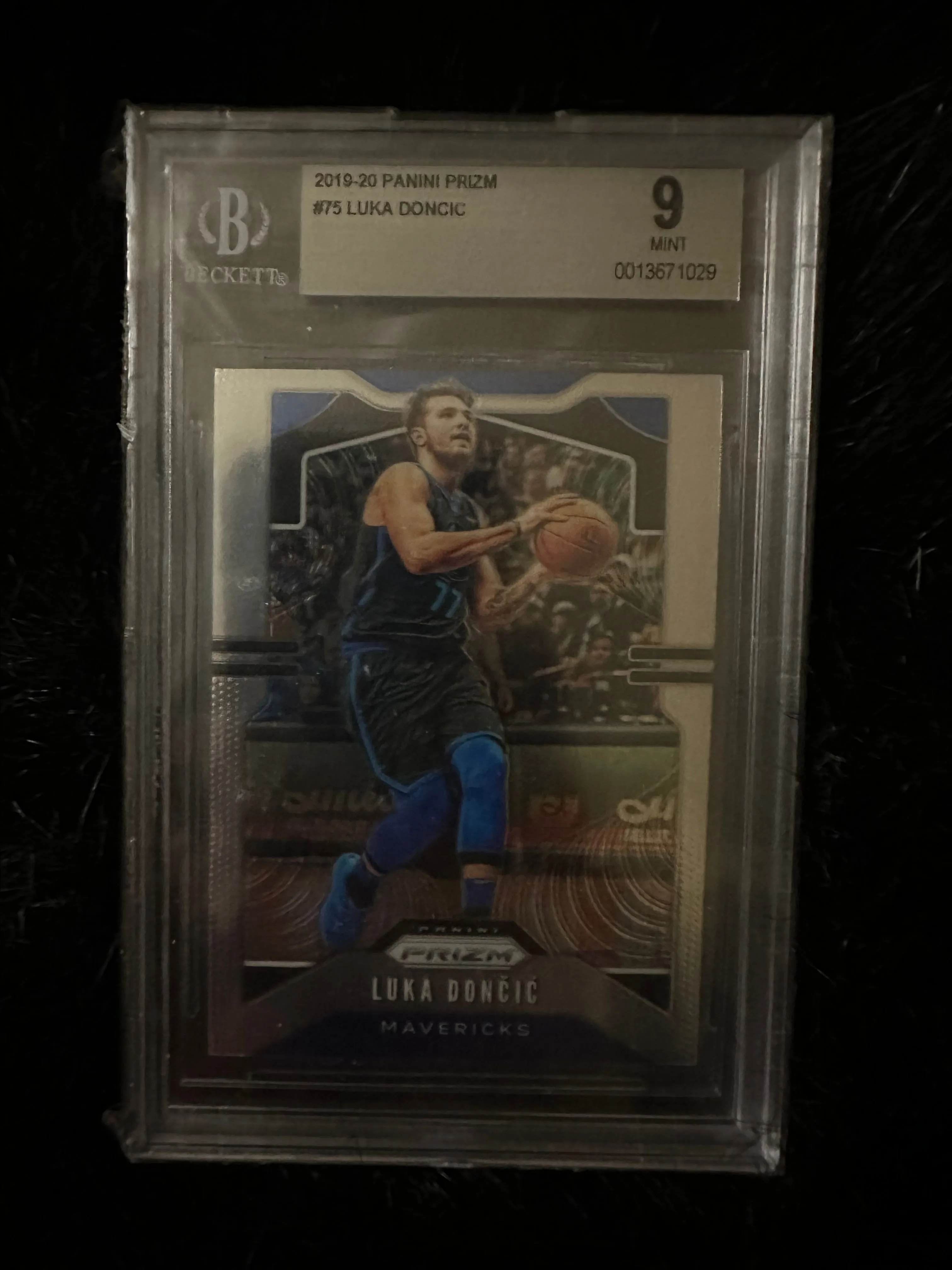 Product image for 2019-20 PANINI PRIZM #75 LUCA DONCIC MINT 9