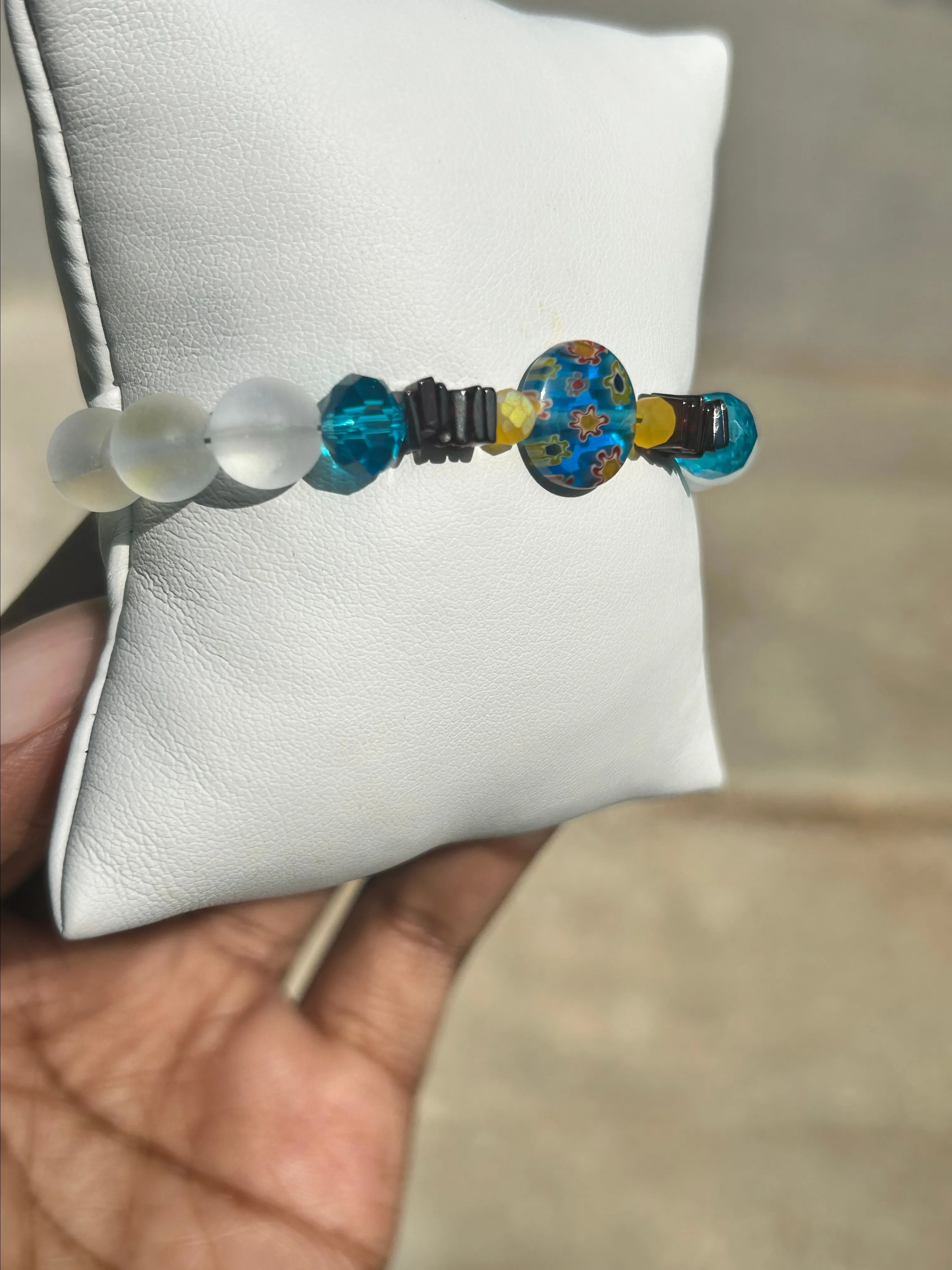 Listing Image Blurred Background