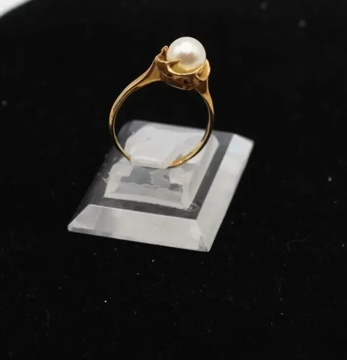 Product image for AU434e	18k Yellow Gold Genuine 6.5mm Pearl flower ring size 7 ~ 2.53g