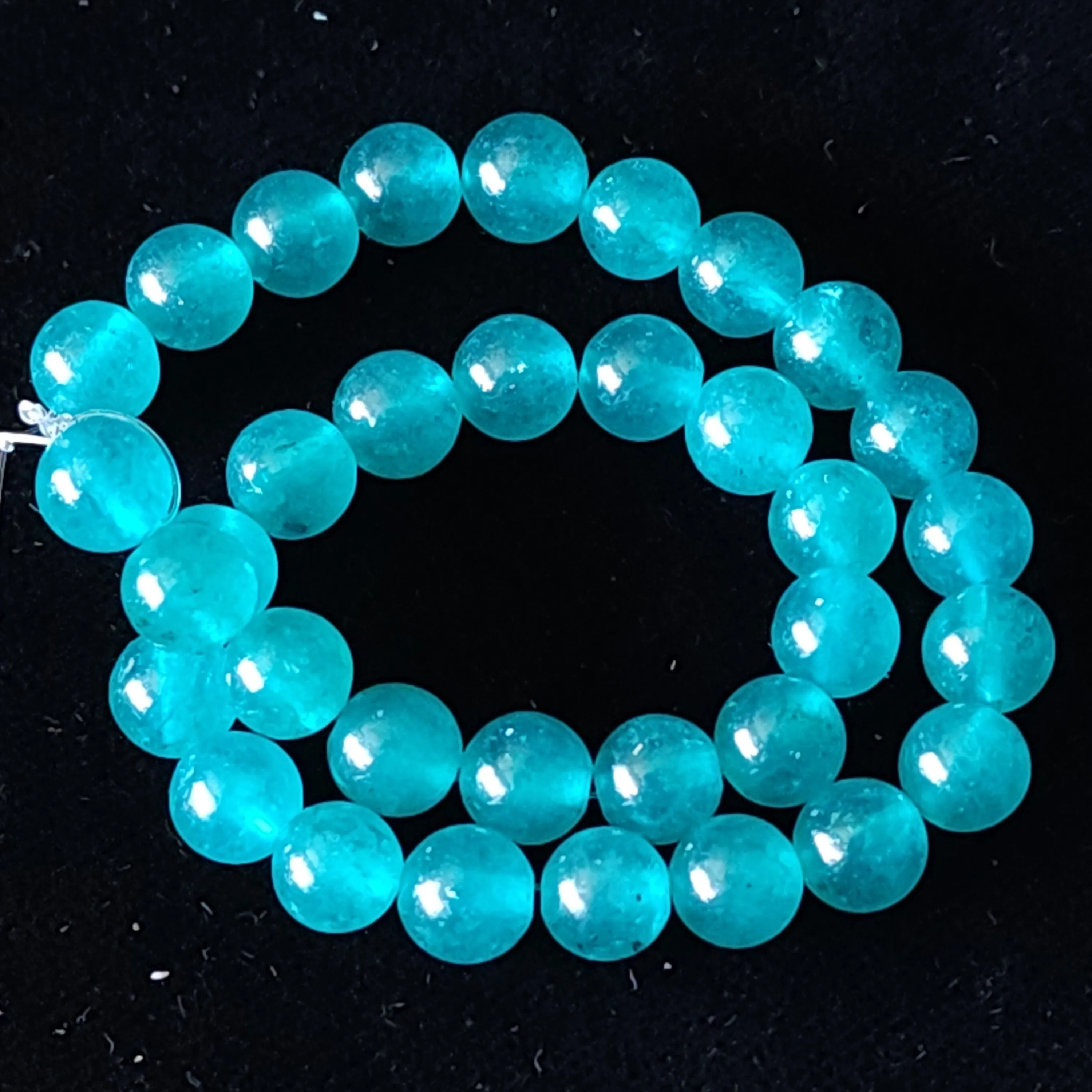 Product image for #10K: Lake Blue Chalcedony  Round Beads  (Dyed), 6mm