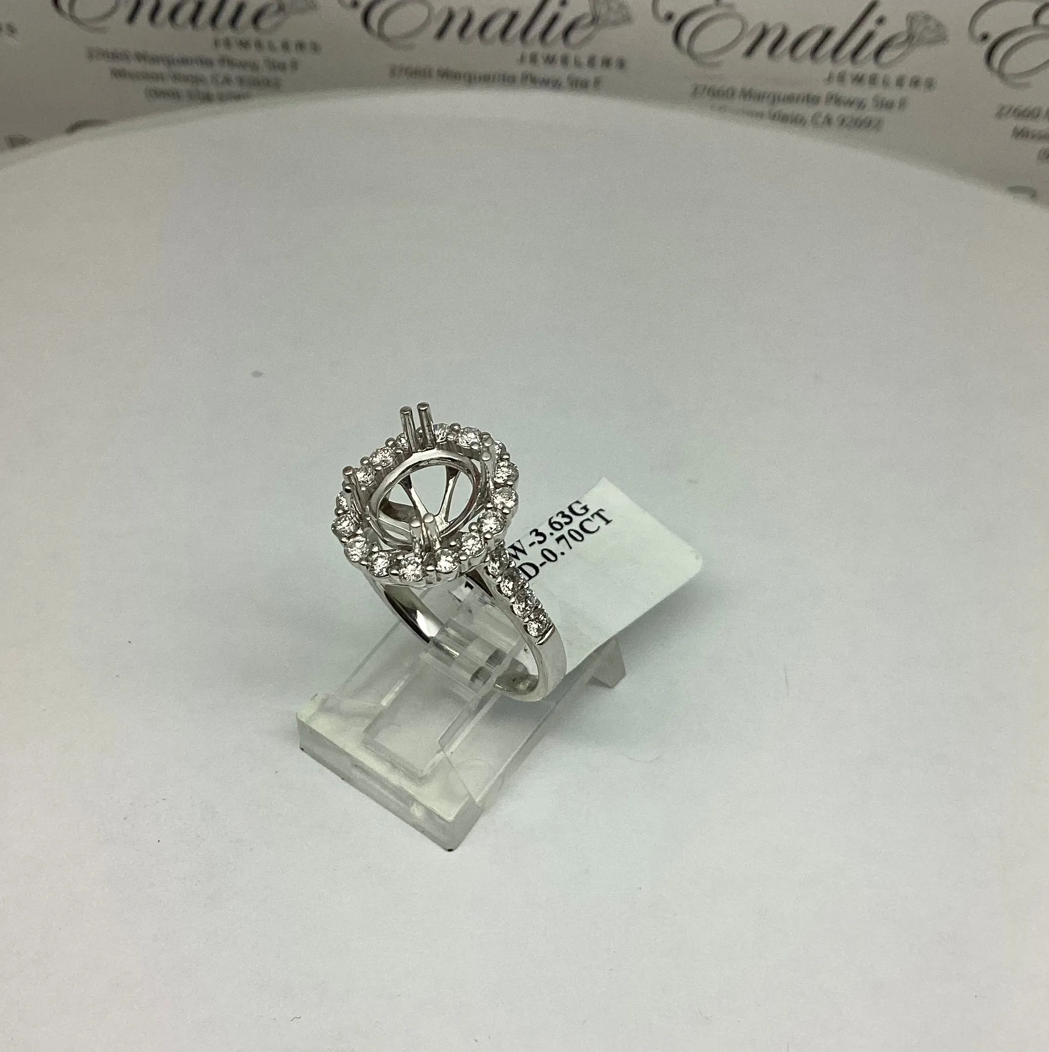 Product image for GR2226 14KT White Gold Semi-mount Halo 0.70CT  natural Diamond  Ring