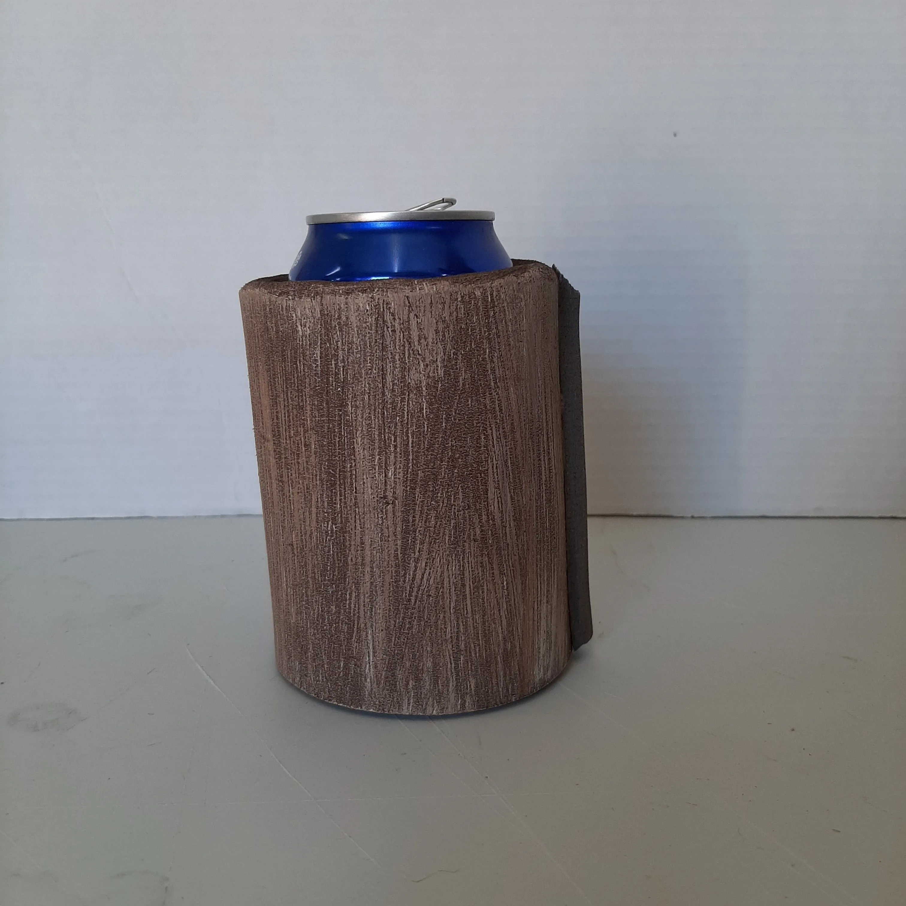 Product image for can holder/coozie (stump)