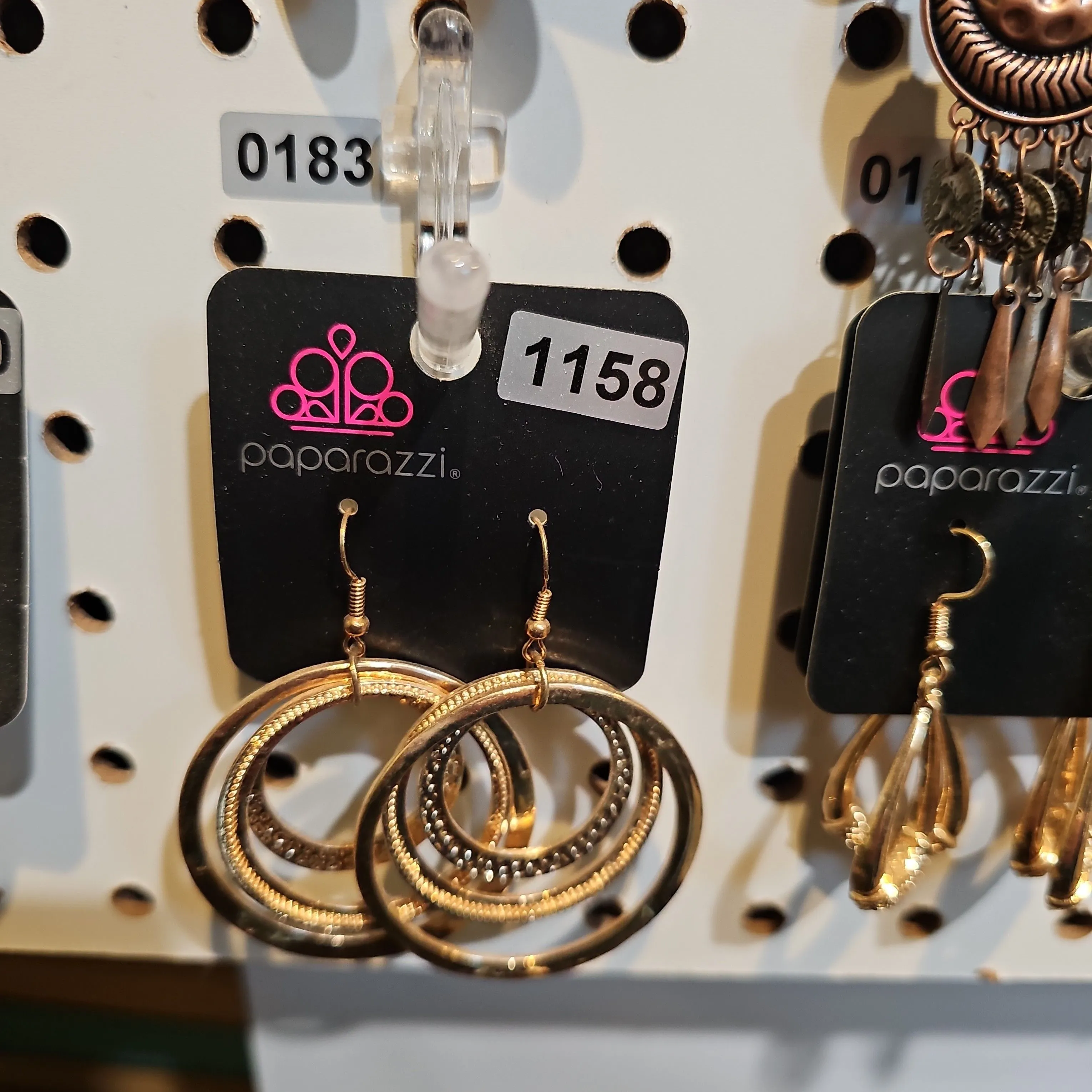 Product image for Gold Circle dangle earrings