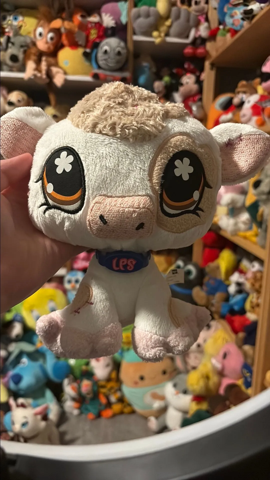 Product image for LPS VIP Cow Plush