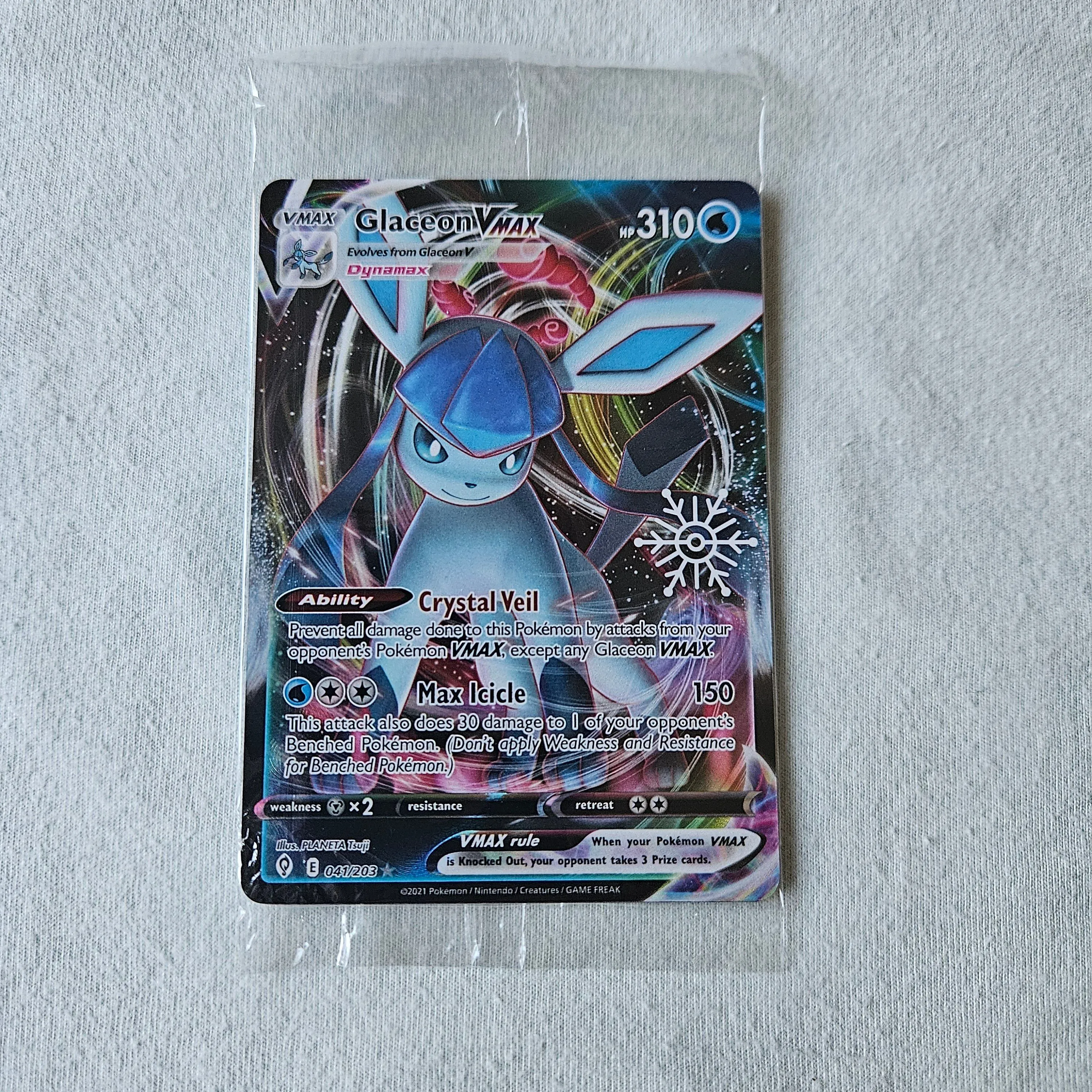 glaceon vmax pokemon card Glaceon VMAX - 041/203 - Evolving Skies main image 0