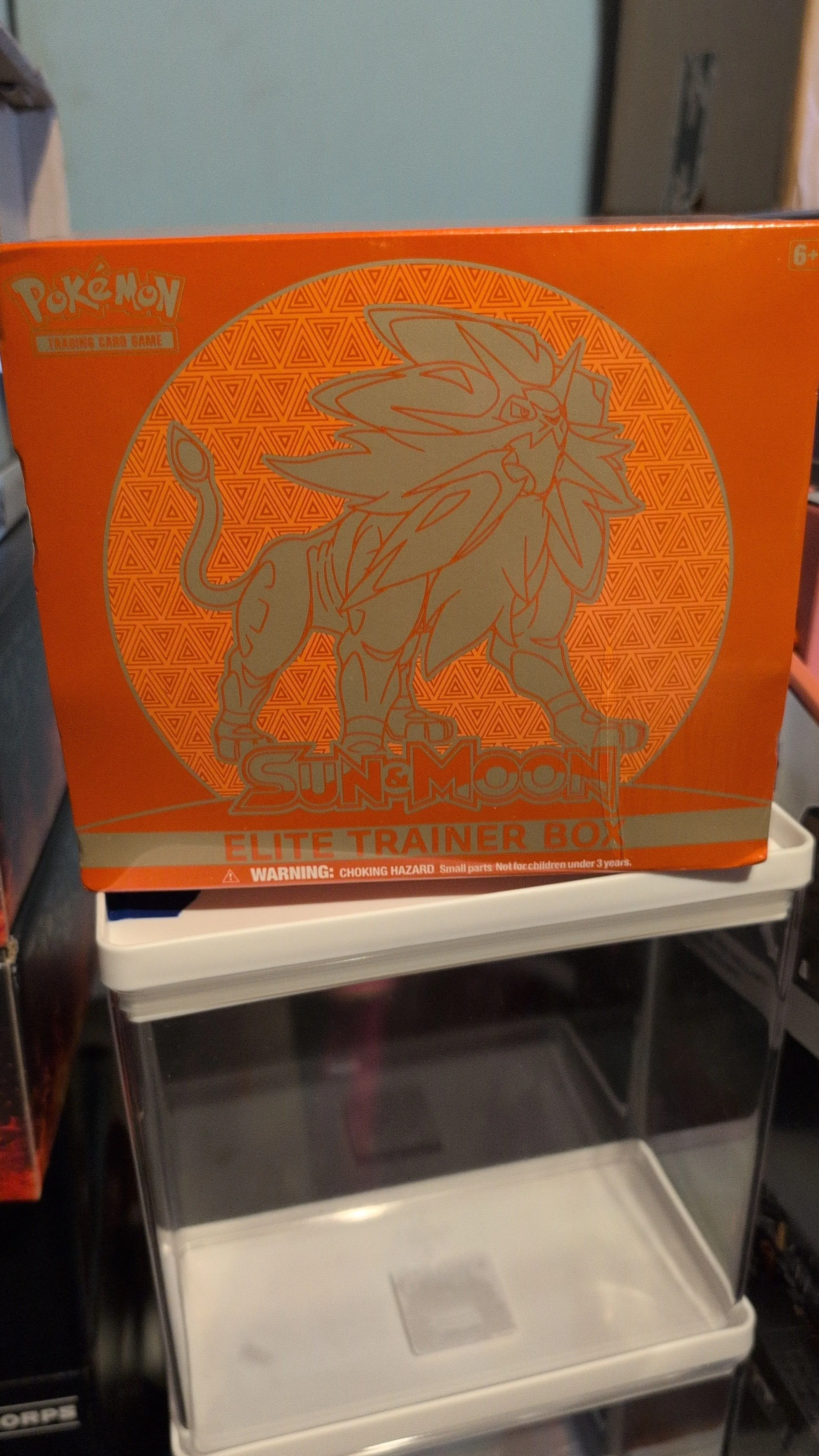Product image for Sun and Moon Pokemon Elite trainer box