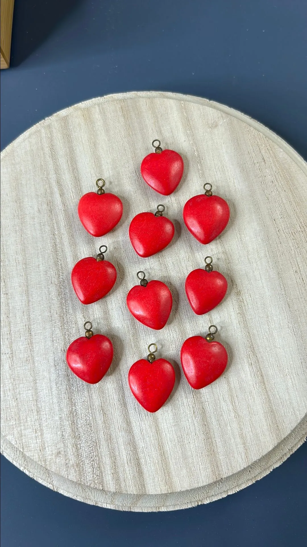 Product image for Wooden heart charms (10)