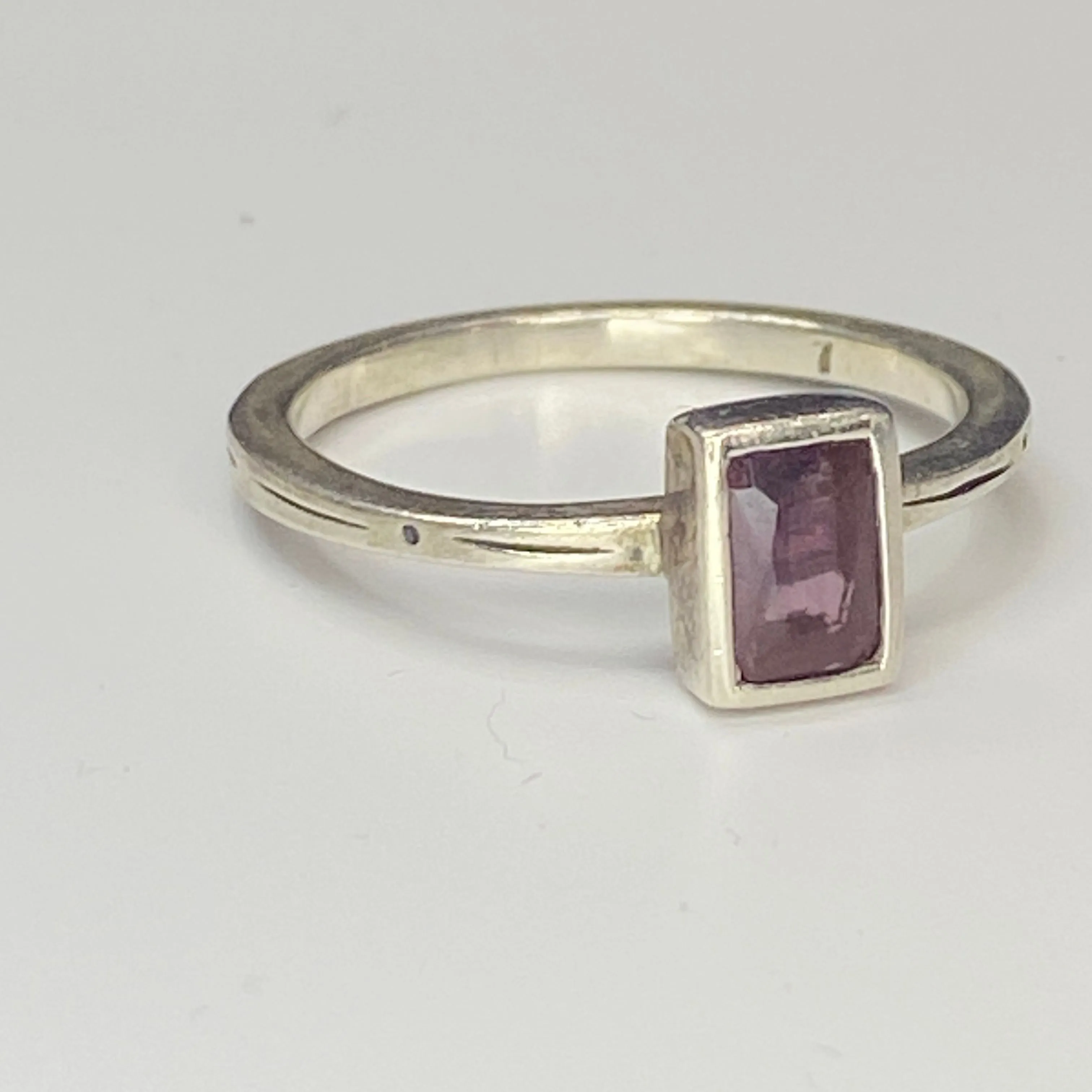 Product image for A378 Sterling Silver 925 Rectangular Shaped Ring with Pinkish Purple Gemstone.