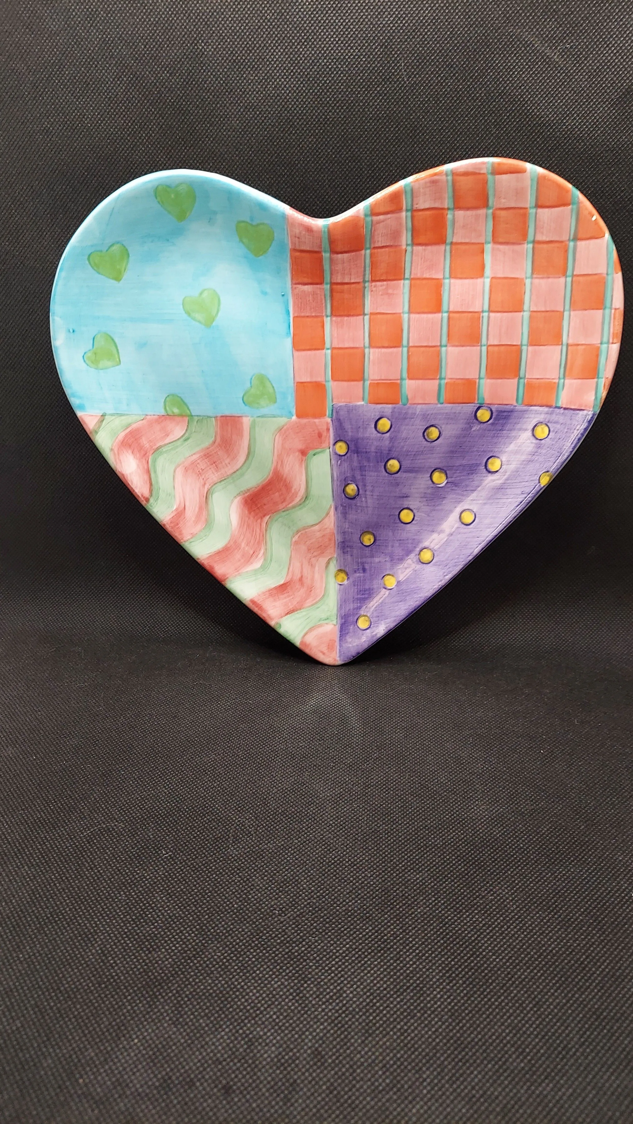 Product image for Vintage Lotus 1998 Whimsical Heart Shaped Cookie Plate Or Wall Hanging