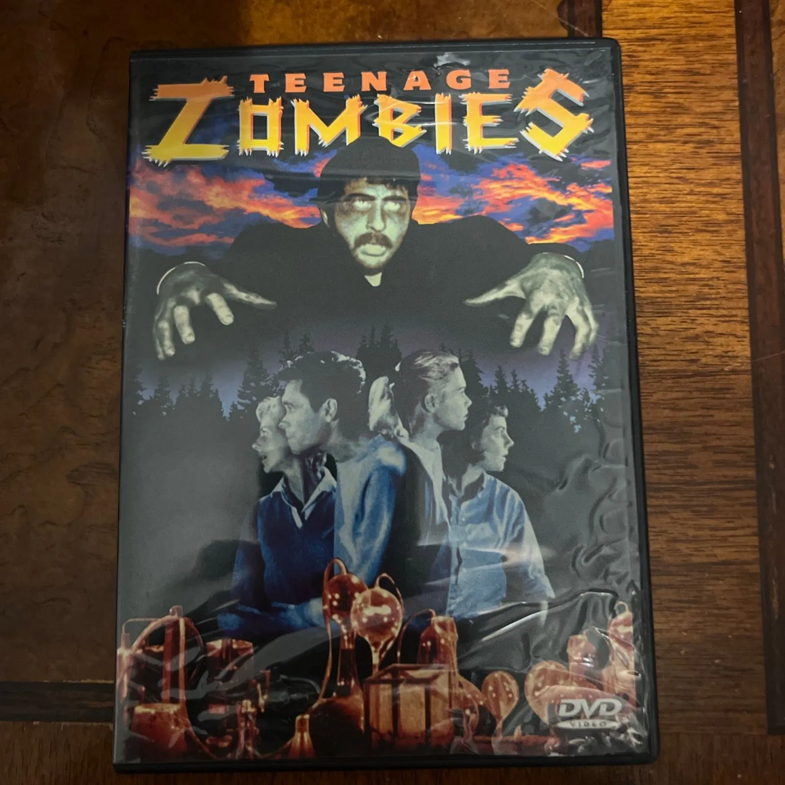 Product image for (DVD) Teenage Zombies