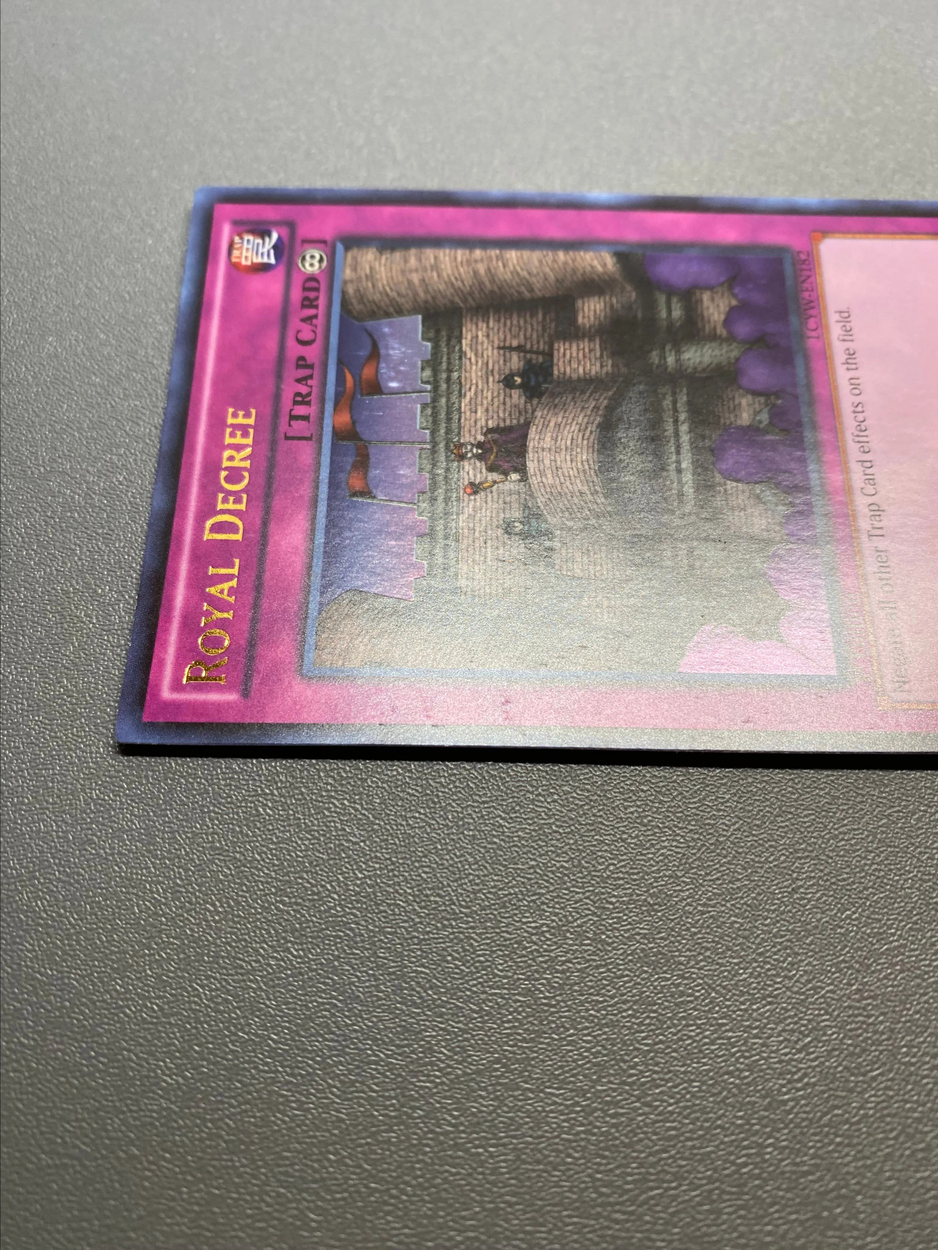 Yu-Gi-Oh! Card LCYW-EN182 Royal Decree (Ultra Rare)
