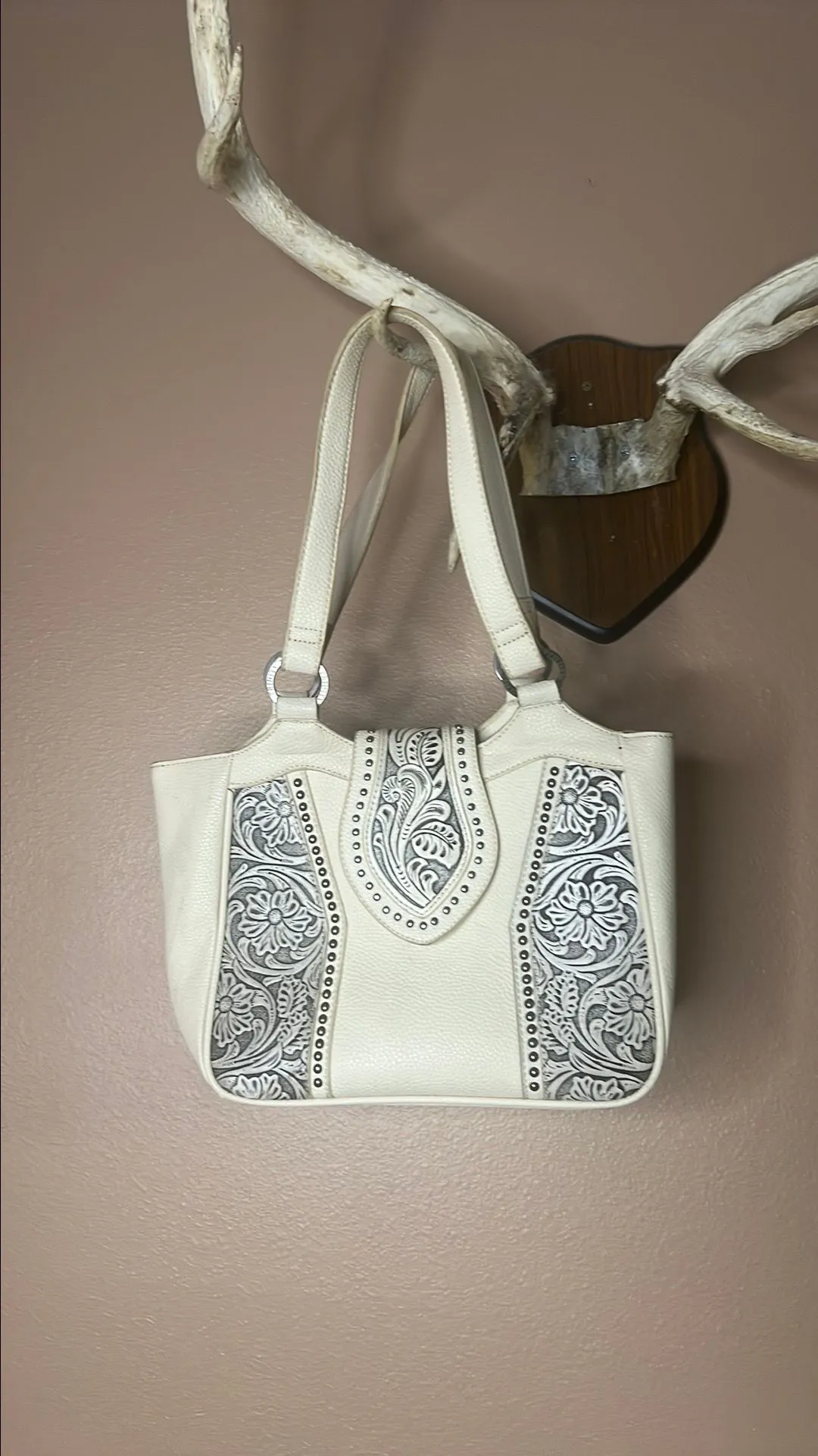 Product image for conceal carry purse