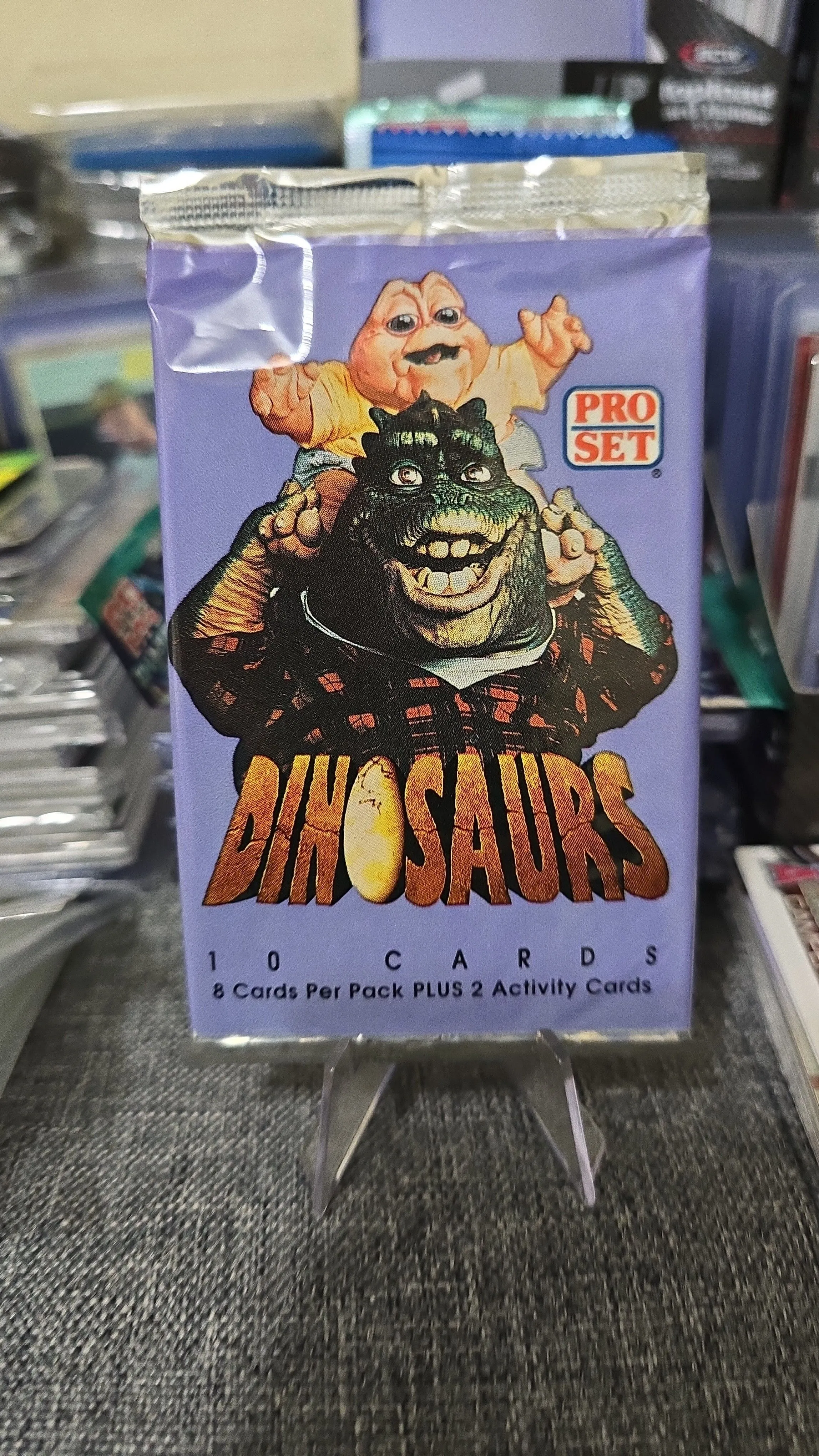 Product image for Dinosaurs Pro Set Trading Cards One Unopened Pack