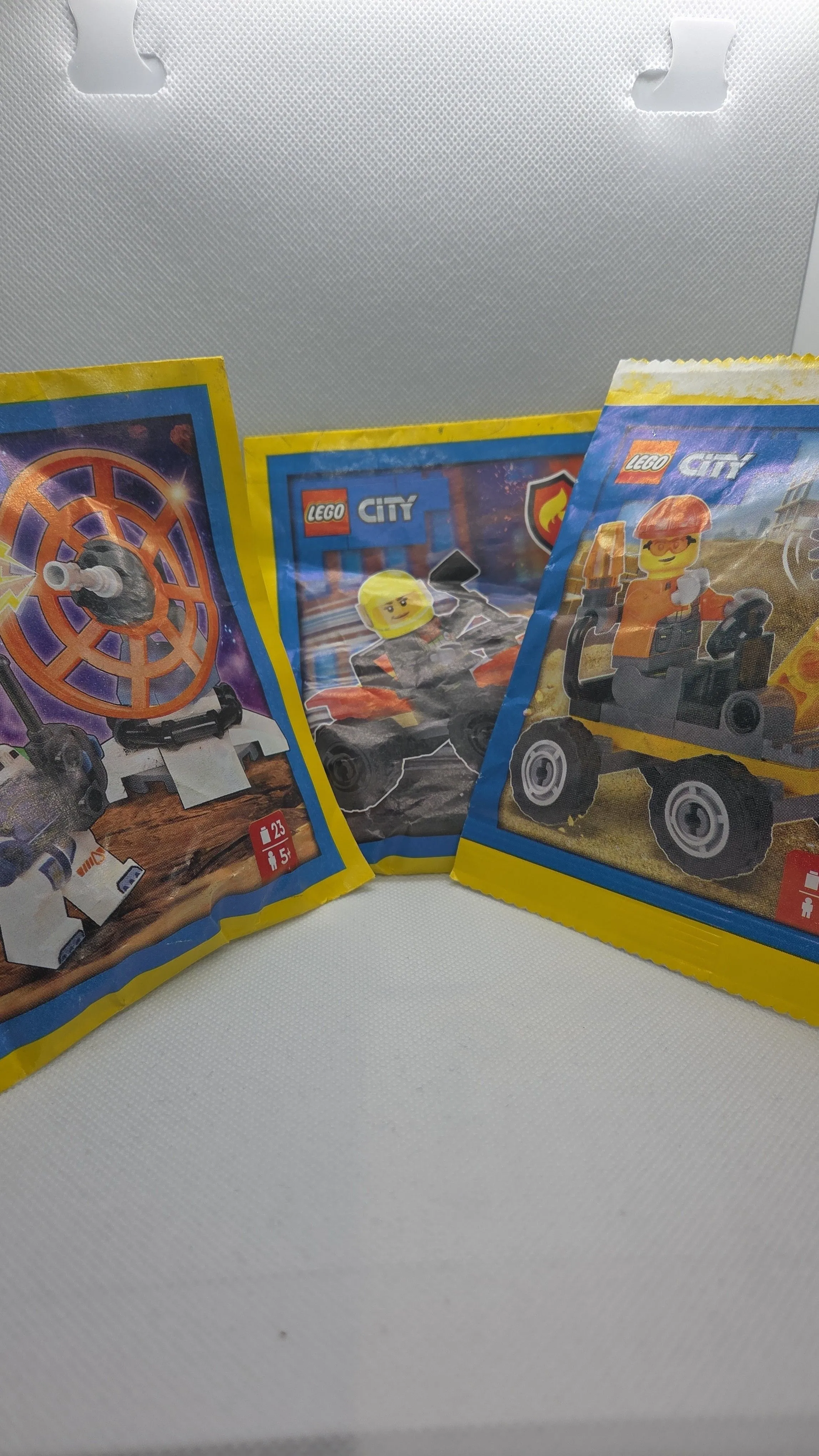 19bb7ffe-44bd-496d-b720-bf3e61903fc4