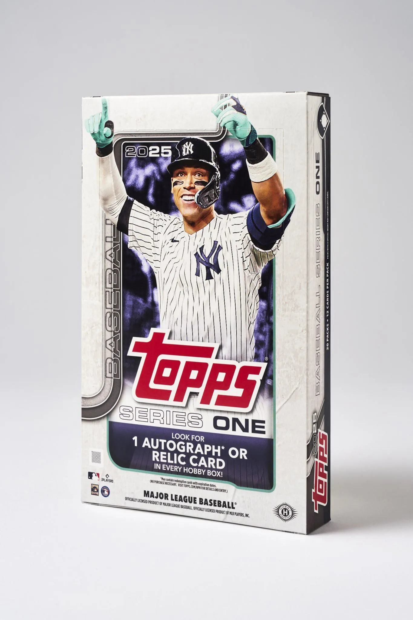 Product image for Topps Series 1 2025 Hobby box