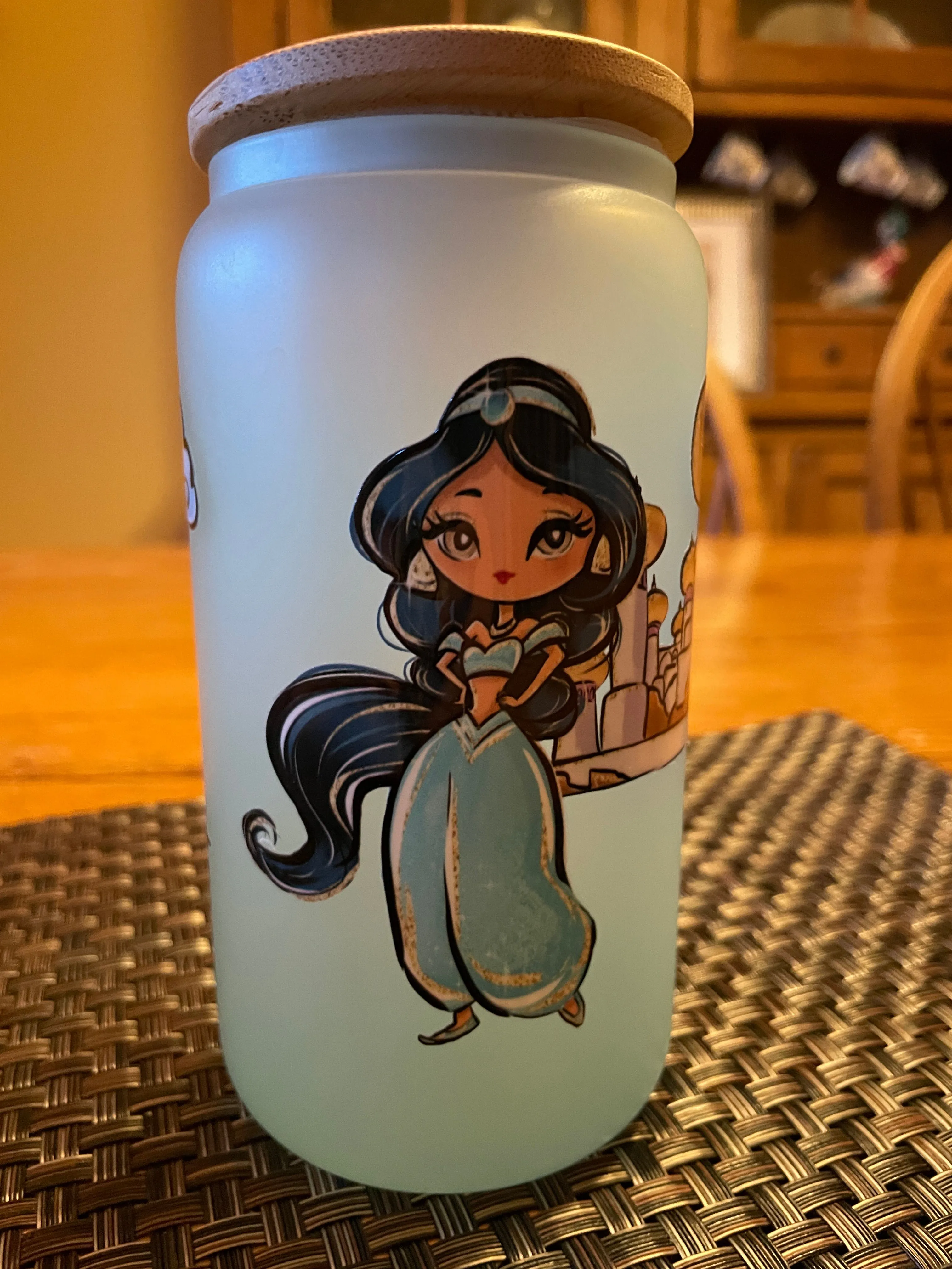 Product image for 🍉 16oz Beer Glass Color Changing Tumbler! (Jasmine/Teal)