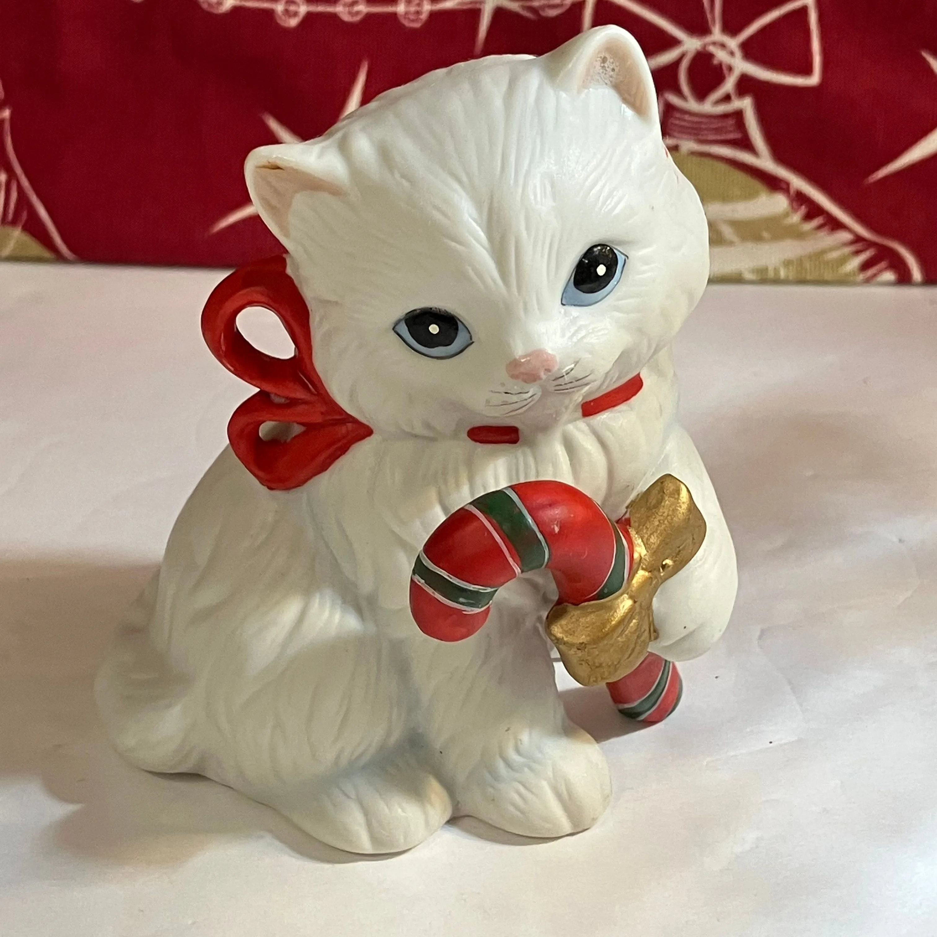 Product image for Vintage Christmas Homco White Cat Kitten Candy Cane 5112 Persian Himalayan