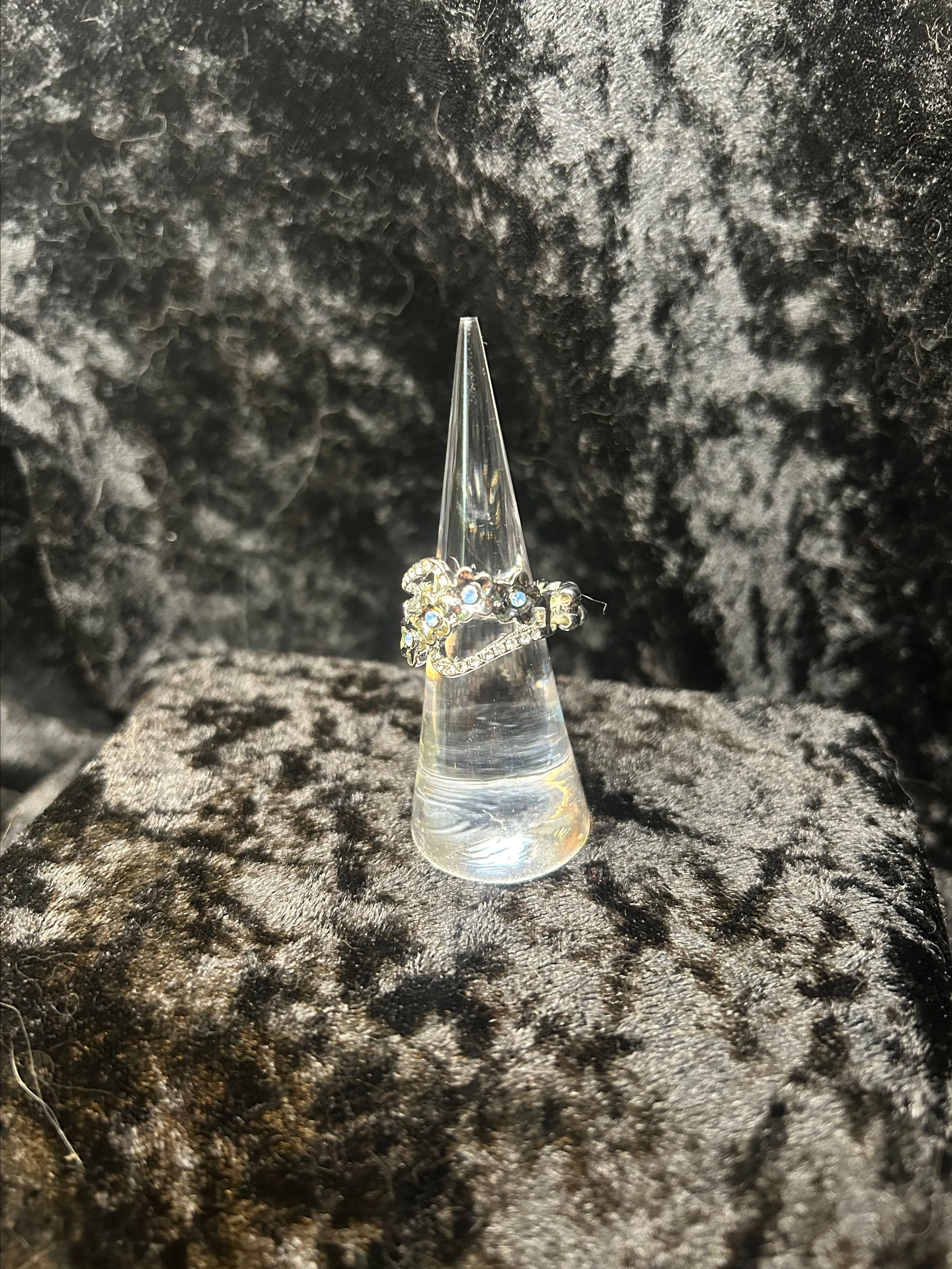 Product image for Small silver ring
