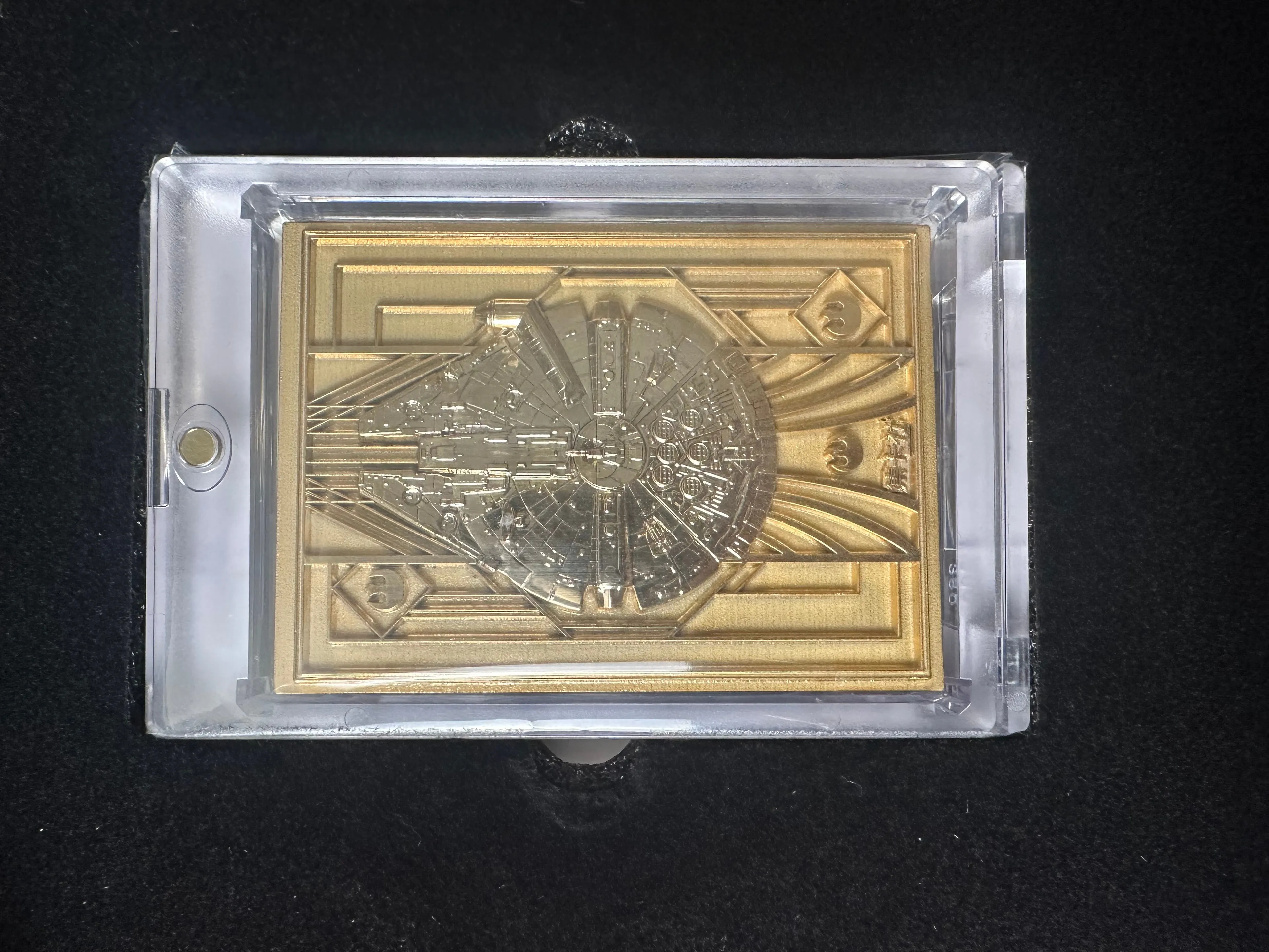 Product image for 5. Star Wars Gold Card- Millennium Falcon /520