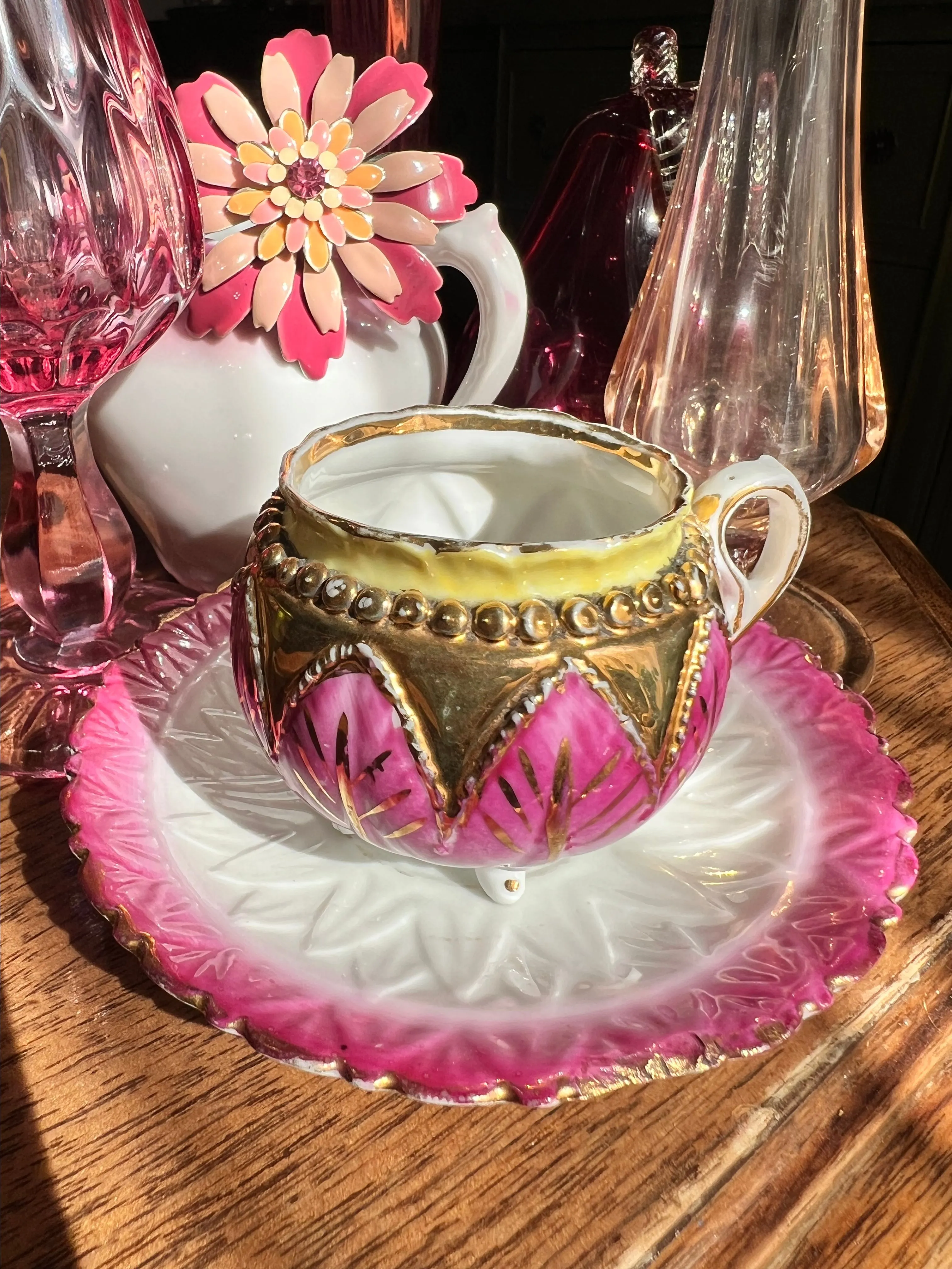 Product image for Really Old Tea Cup & Saucer