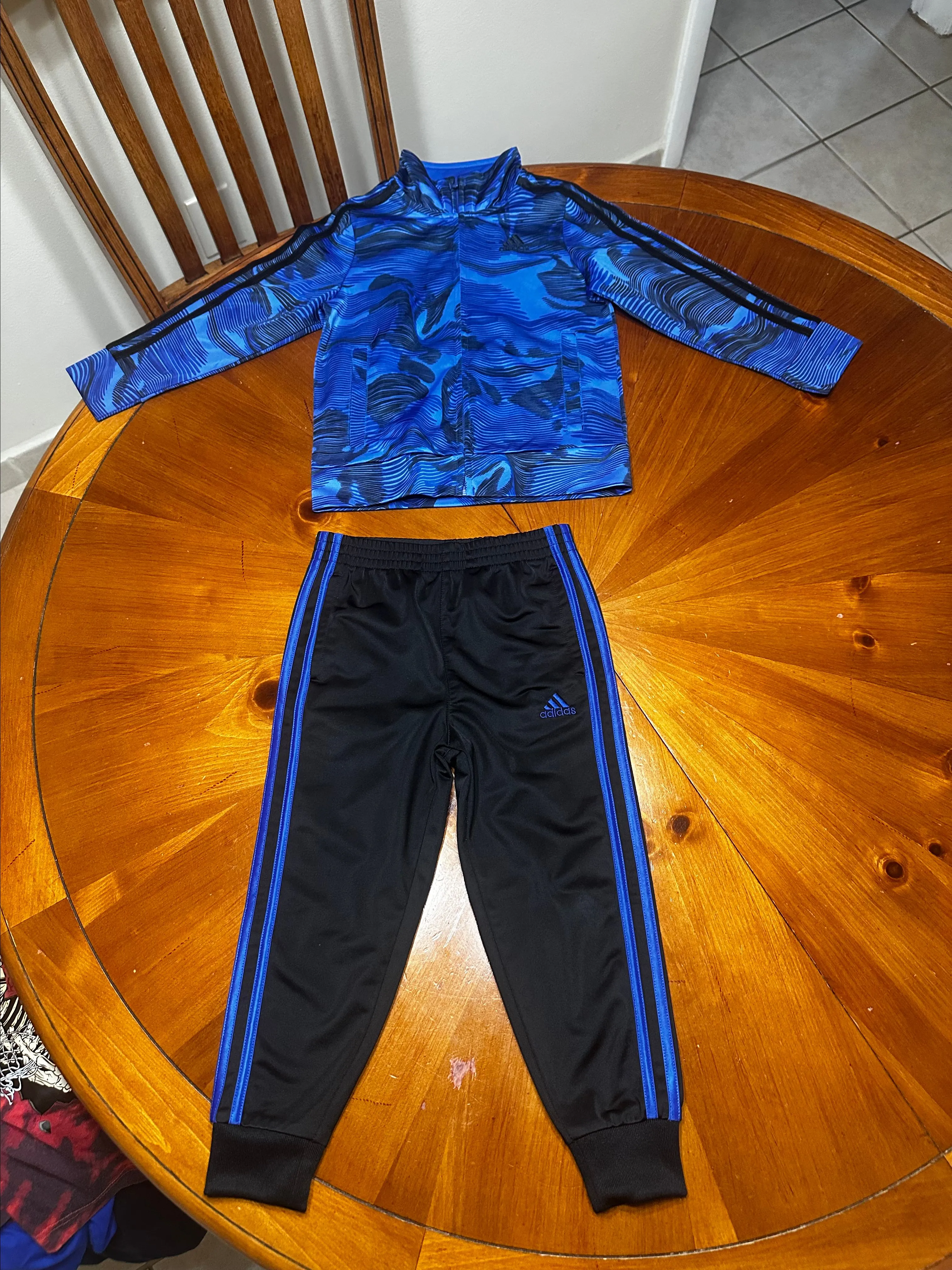 Product image for Adidas kids tracksuit