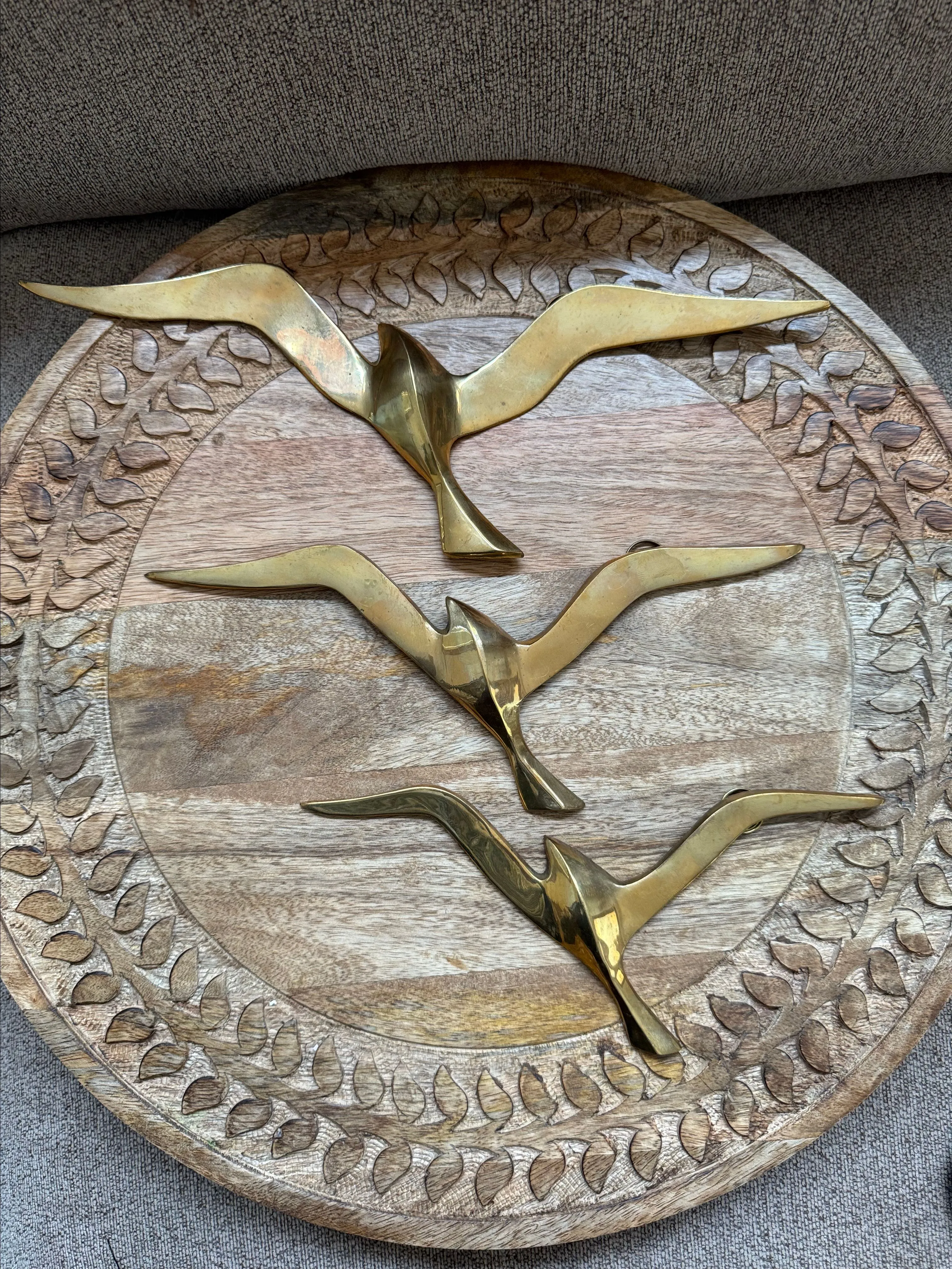 Product image for Set of three vintage brass seagulls while hanging