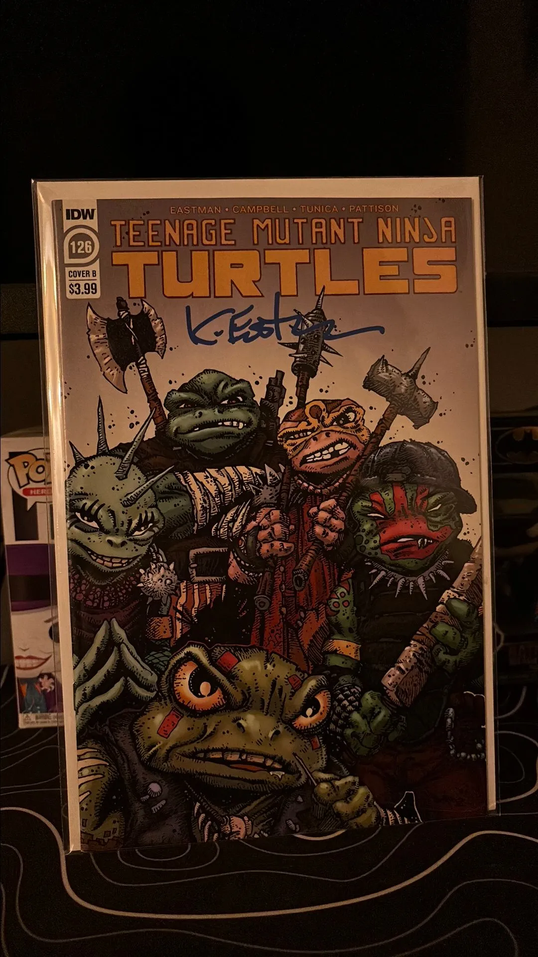 Product image for TMNT 126 SIGNED BY KEVIN EASTMAN