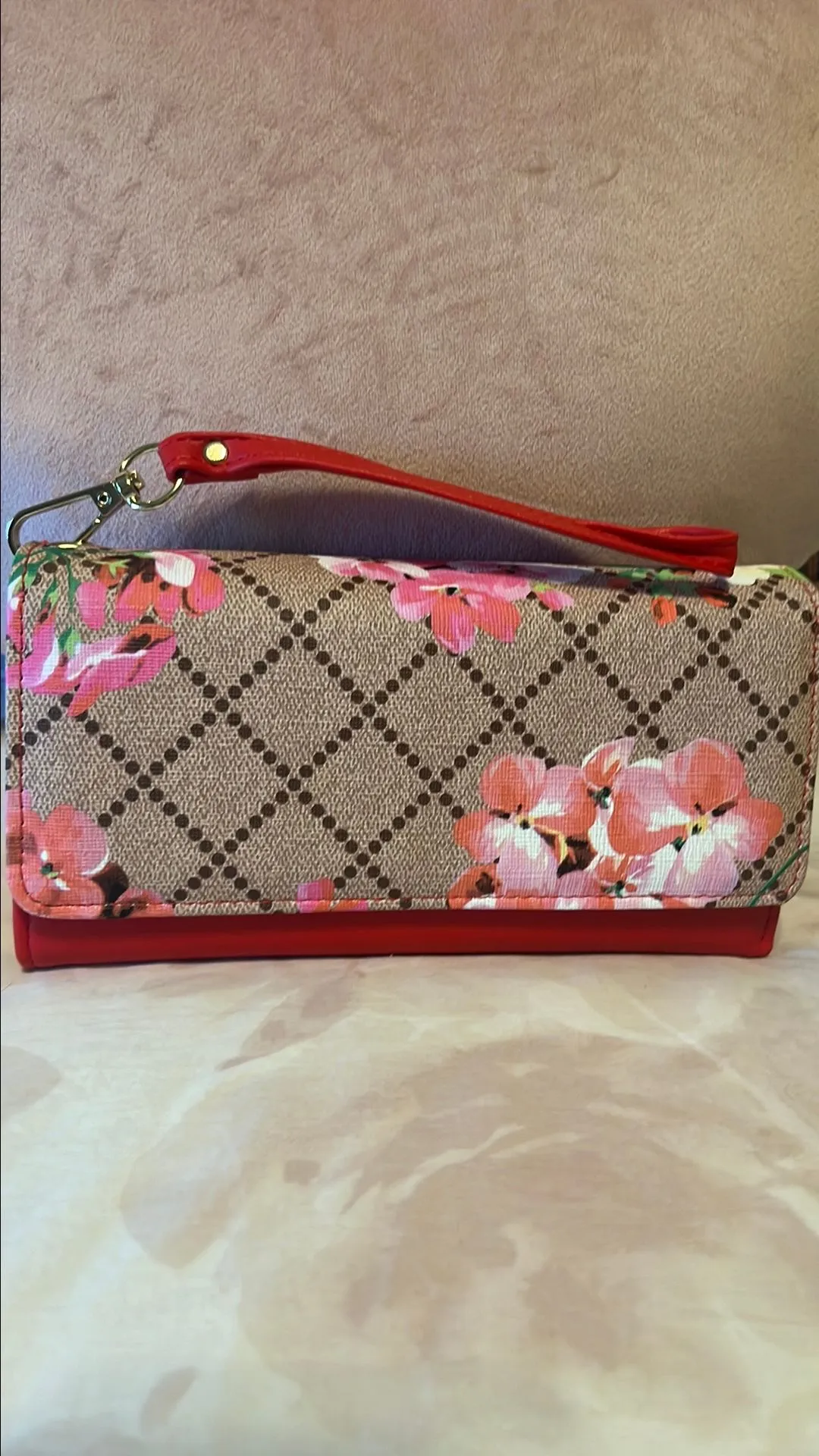 Product image for Fashion tri fold wallet