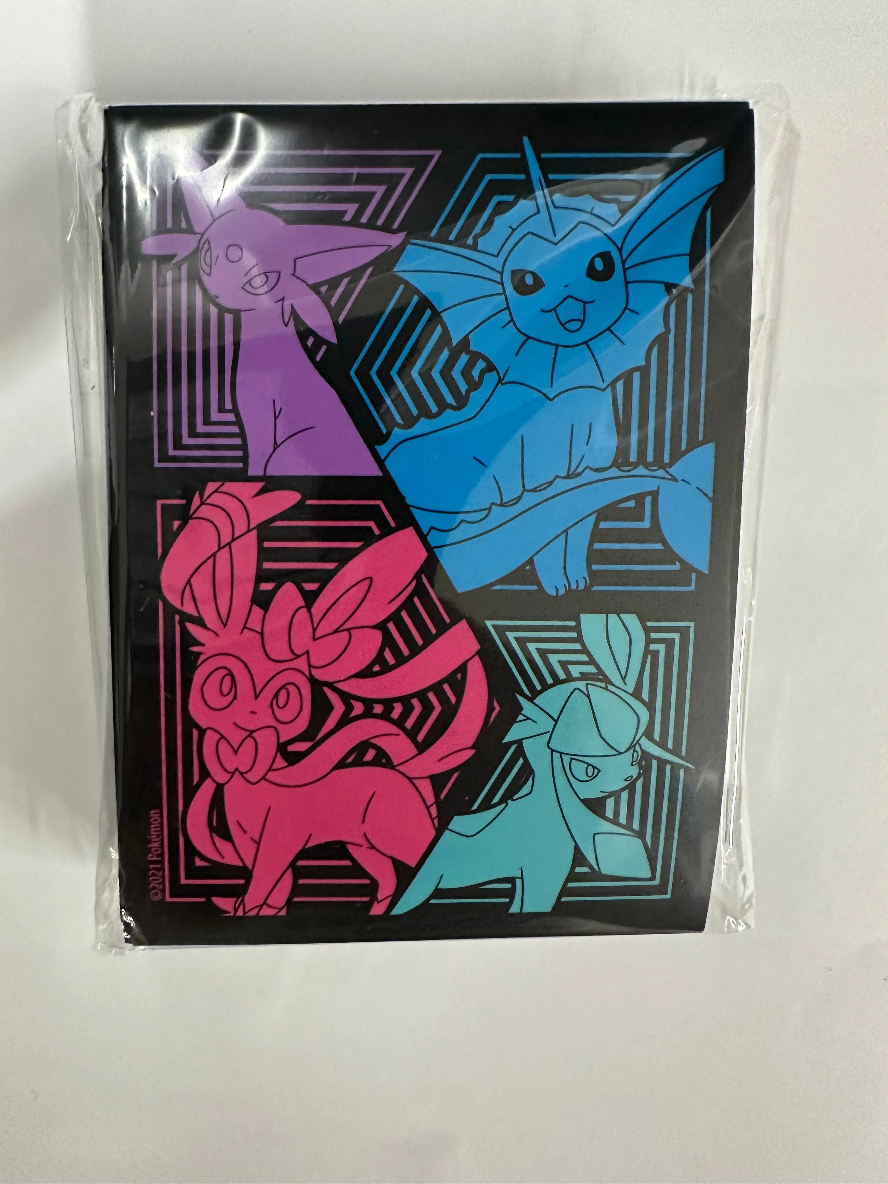 Product image for Evolving Skies ETB Sleeves x65 Sealed