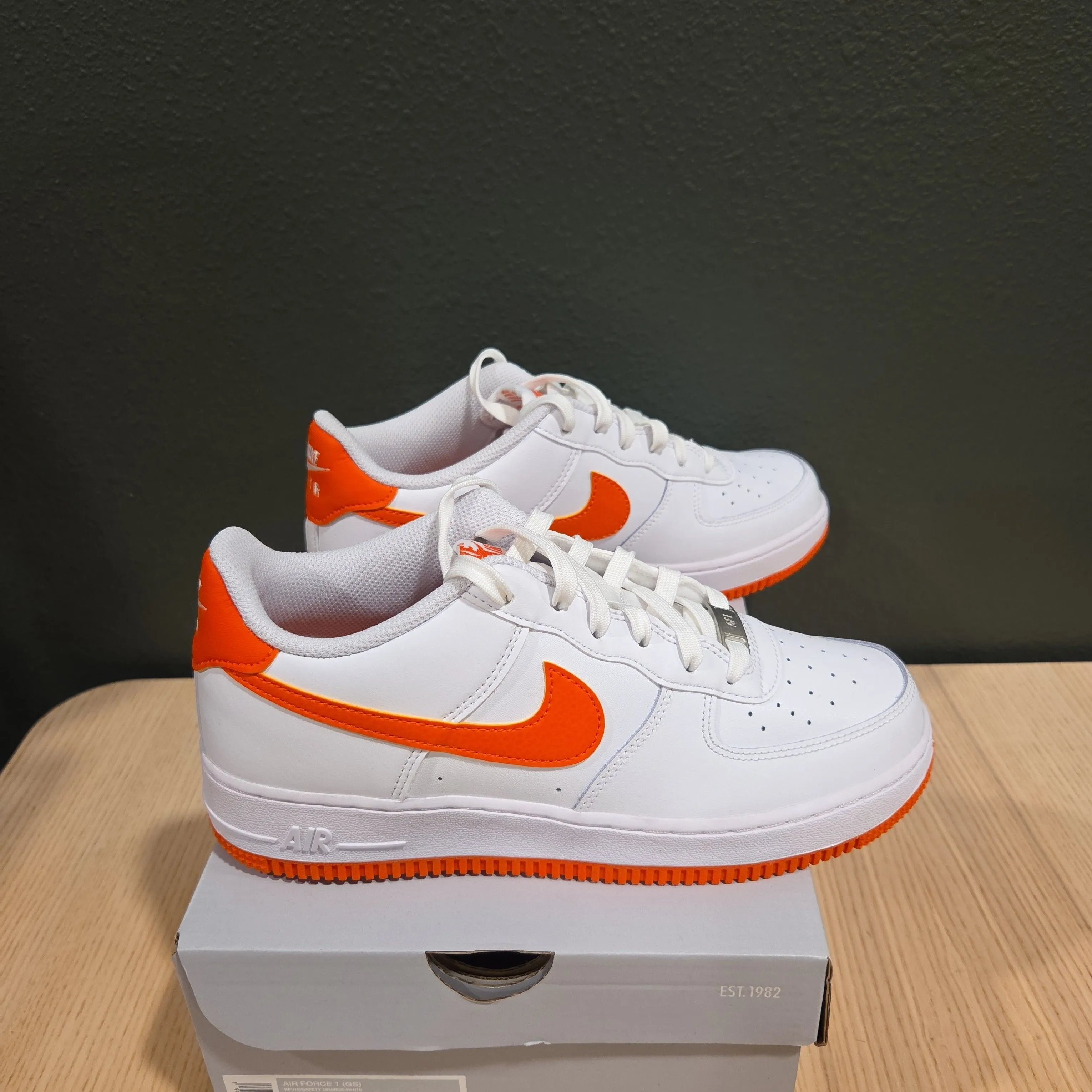 af1 7y