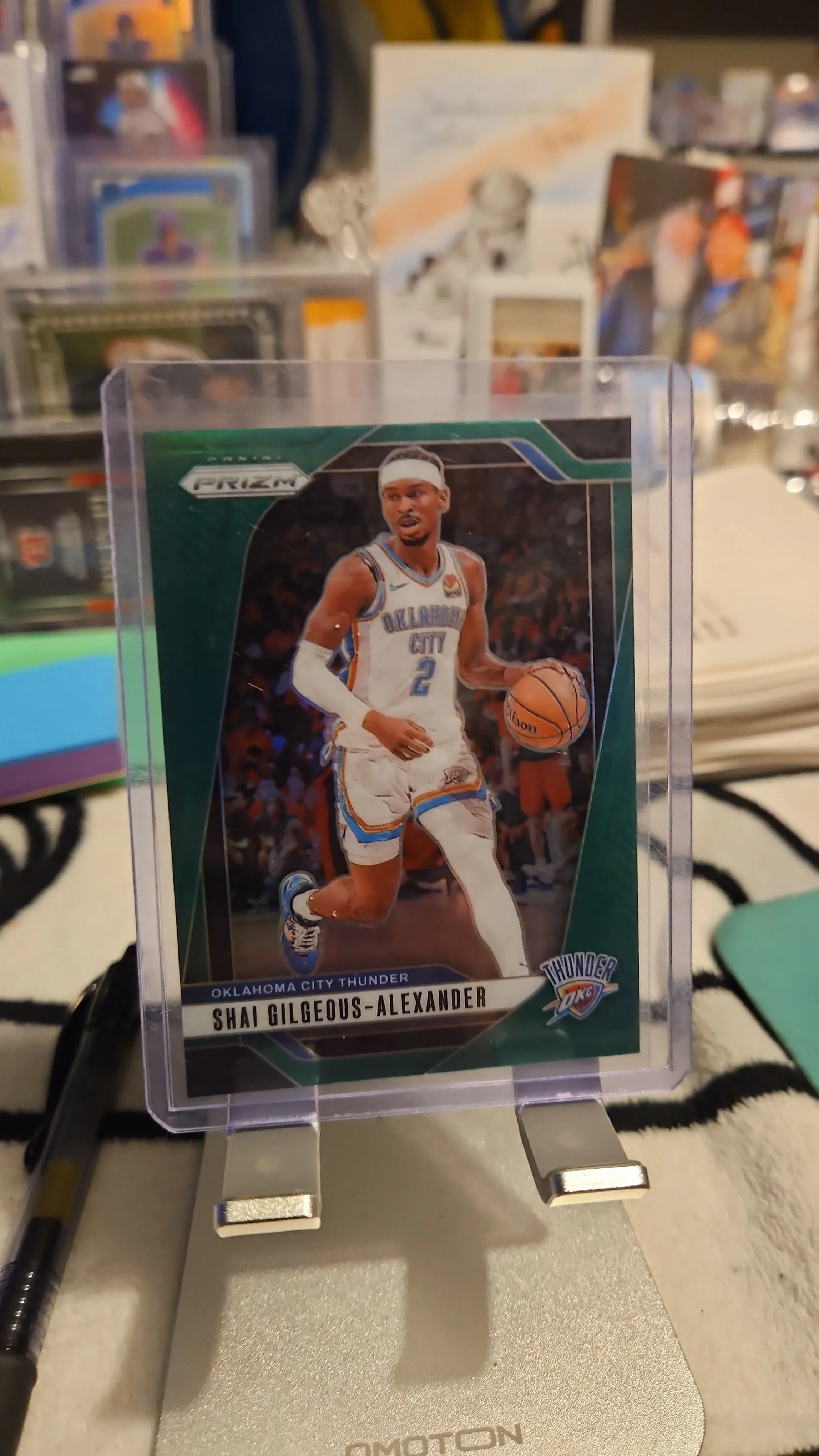 Product image for Shai Gilgeous-Alexander 2024 25 Prizm Green....OKC Thunder...
