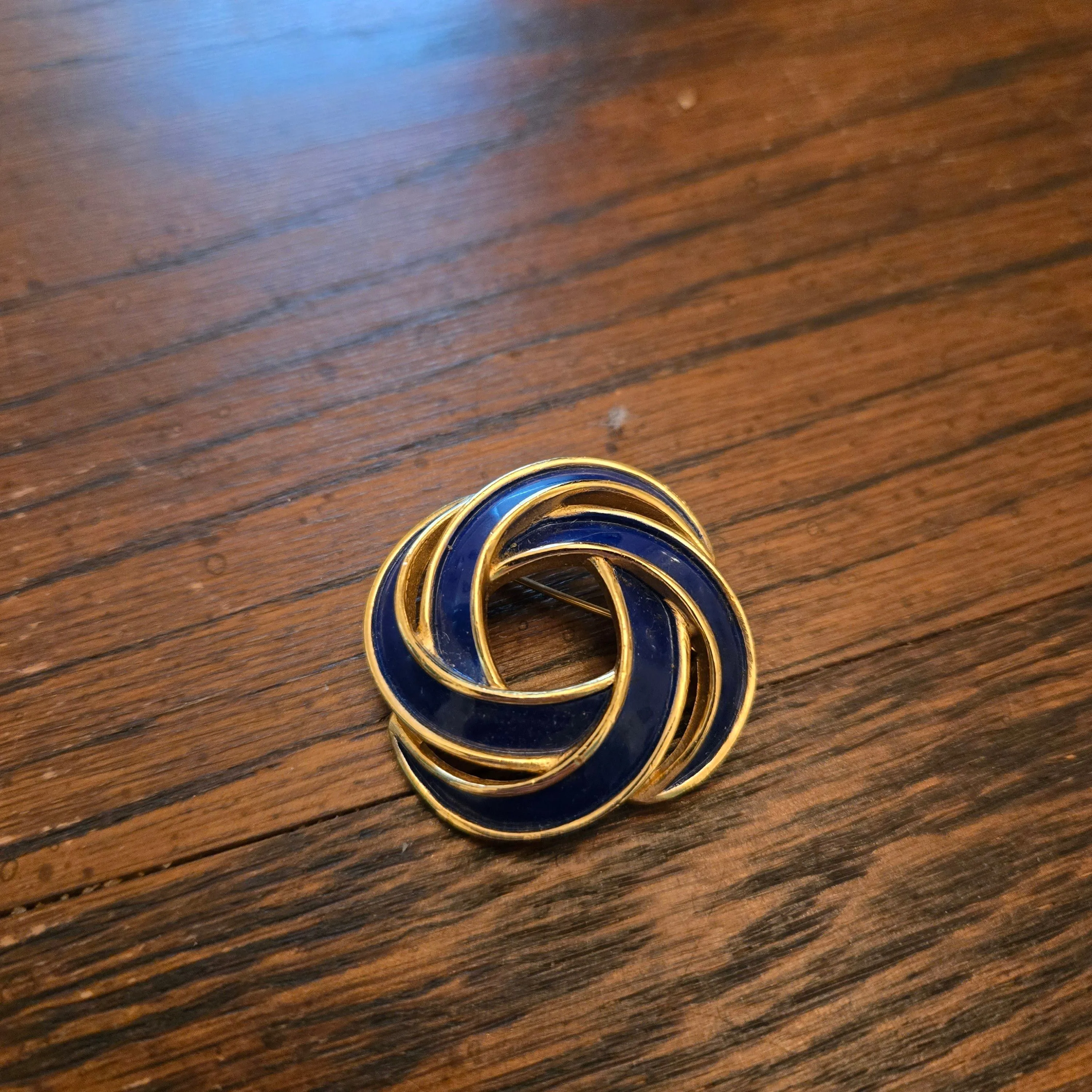 Product image for Vintage Trifari brooch