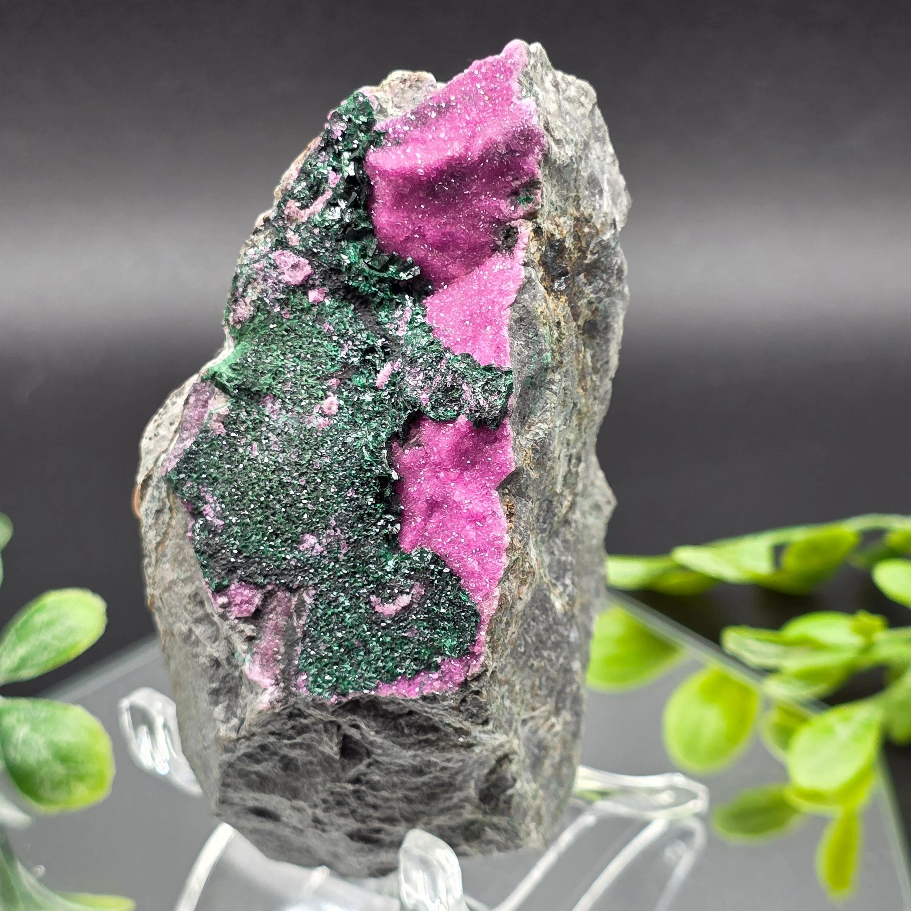Product image for #669 Cobaltcalcite w/Malachite