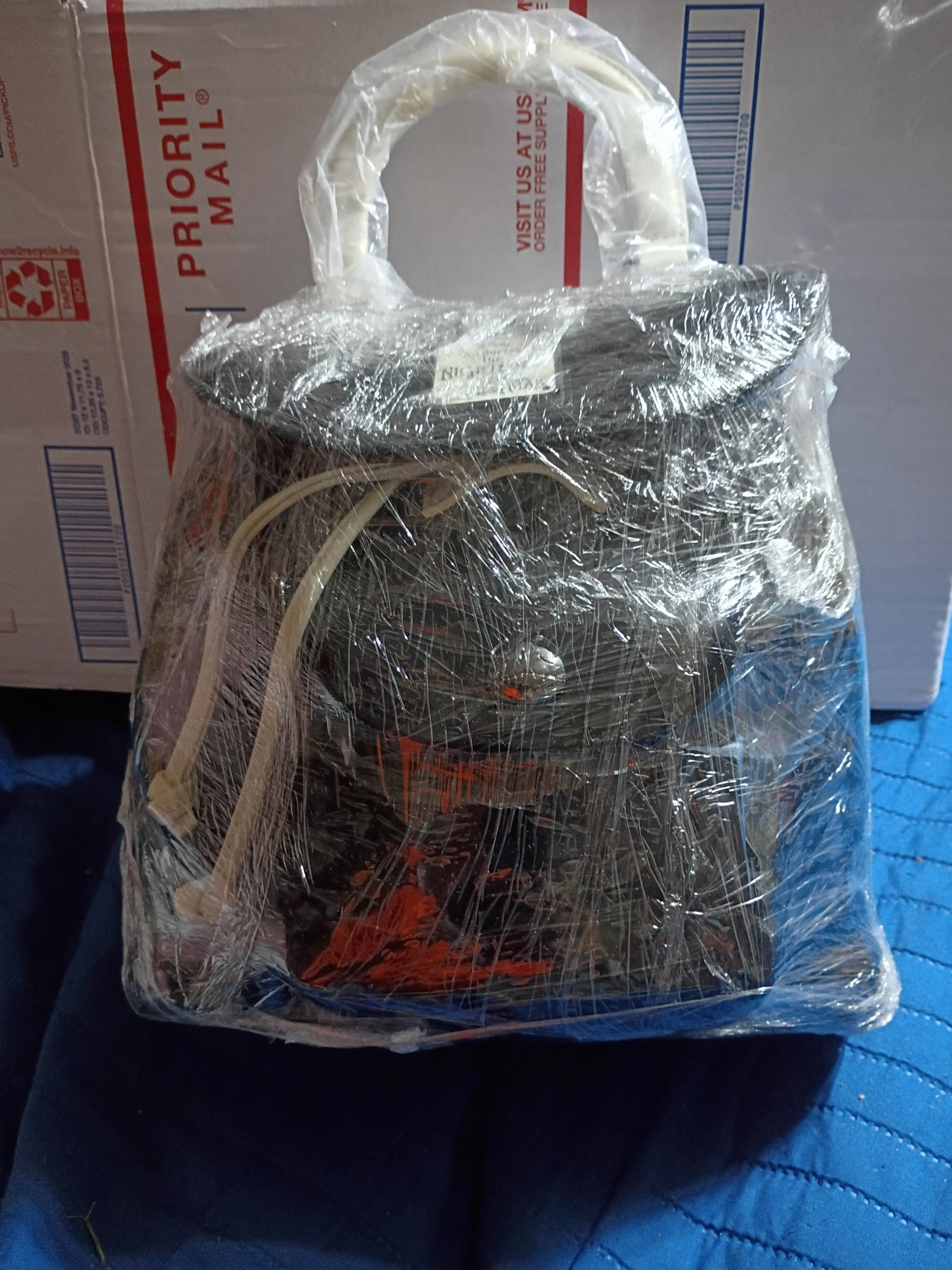 1ac4aace-02cd-4224-be5a-9dfb5d9d2d08