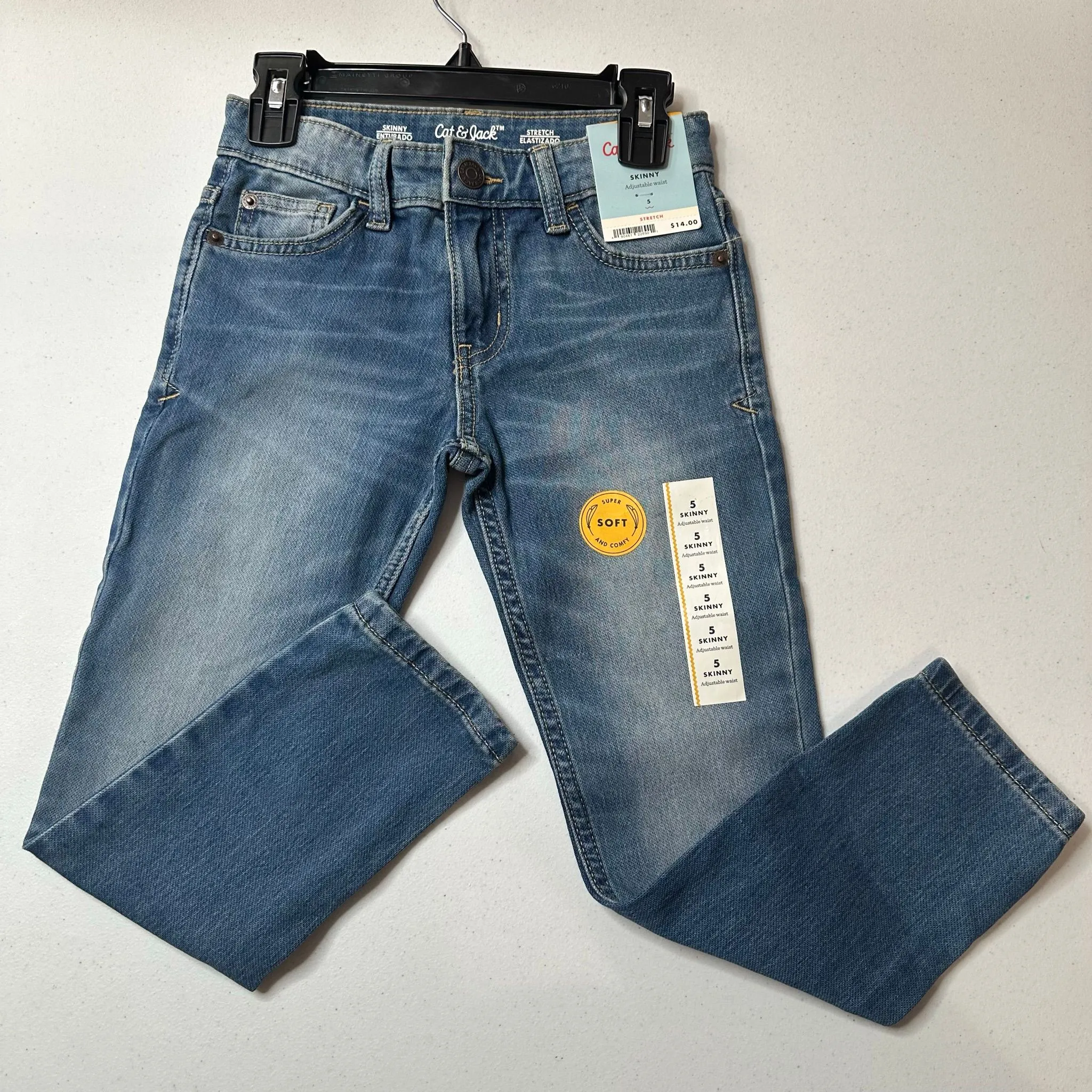 1afb8c5f-e3ba-41d3-b472-787073abfa74