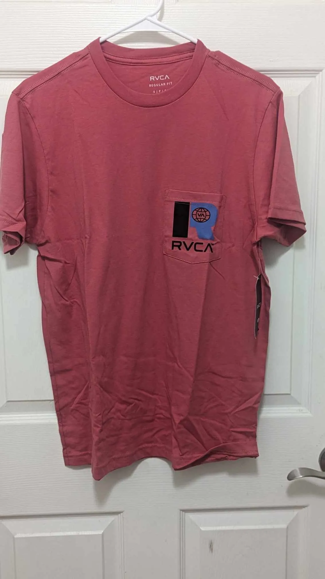 Product image for RVCA T-Shirt NWT Size small unisex