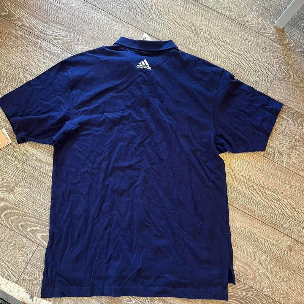 Listing Image Blurred Background