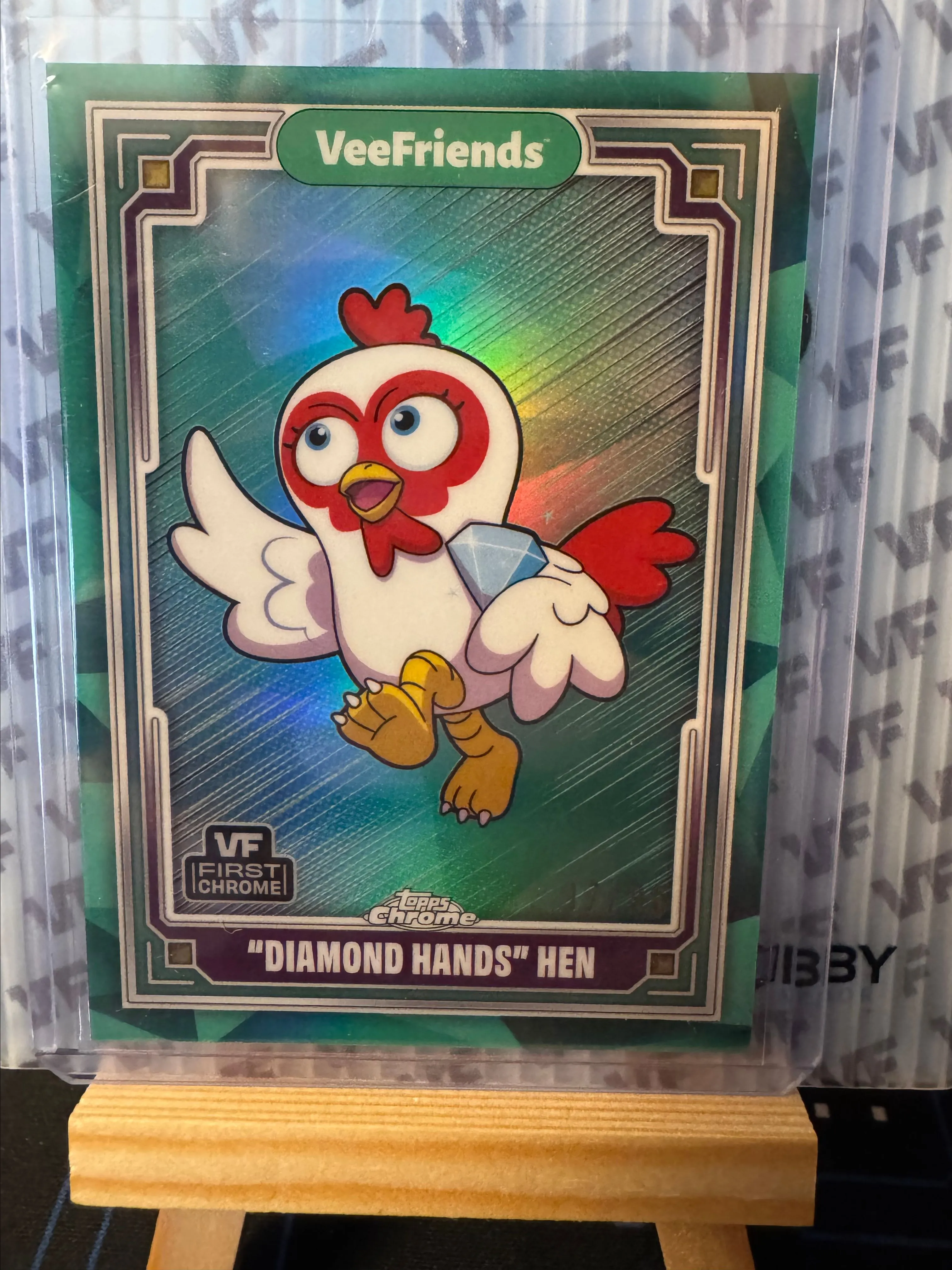 Product image for Veefriends Topps Chrome Diamond Hands Hen 17/99