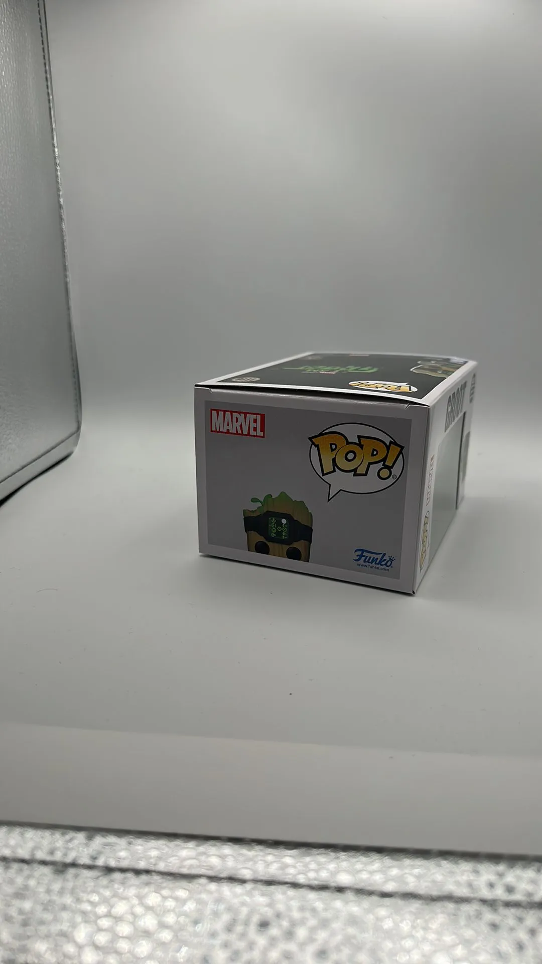 Listing Image Blurred Background
