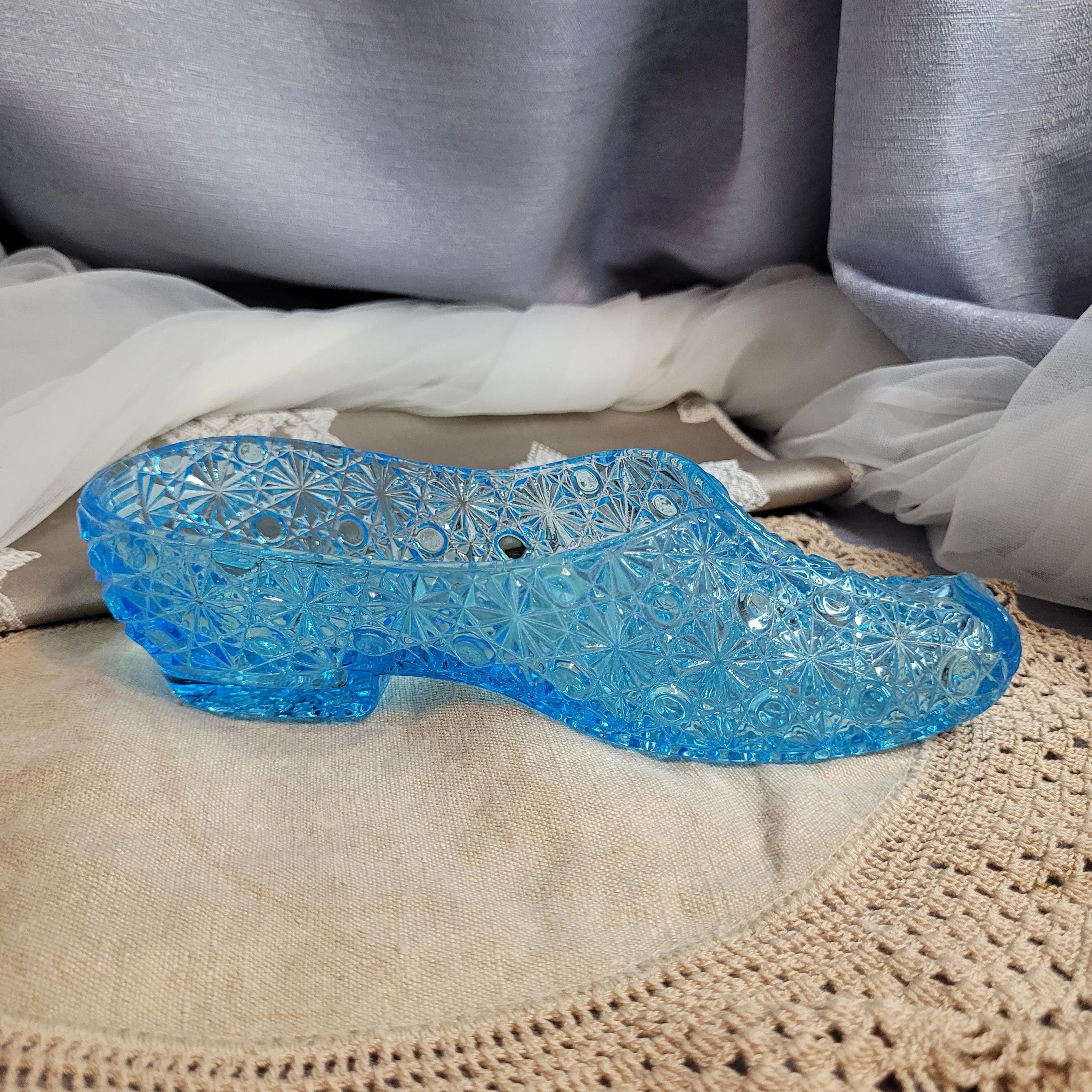 Product image for Antique PATD OCT 19 1886 Blue Glass Shoe Slipper EAPG George Duncan Daisy & Button 6 3/4" on bottom