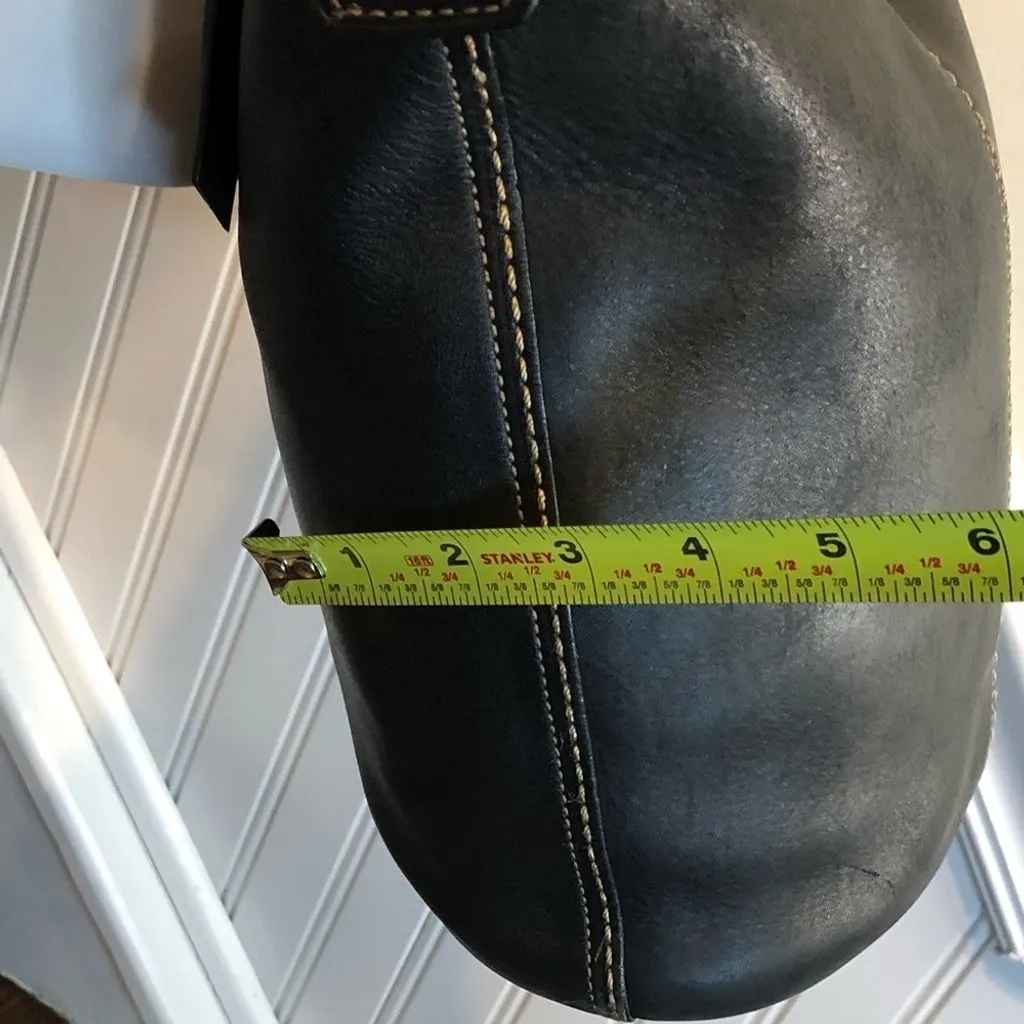Listing Image Blurred Background